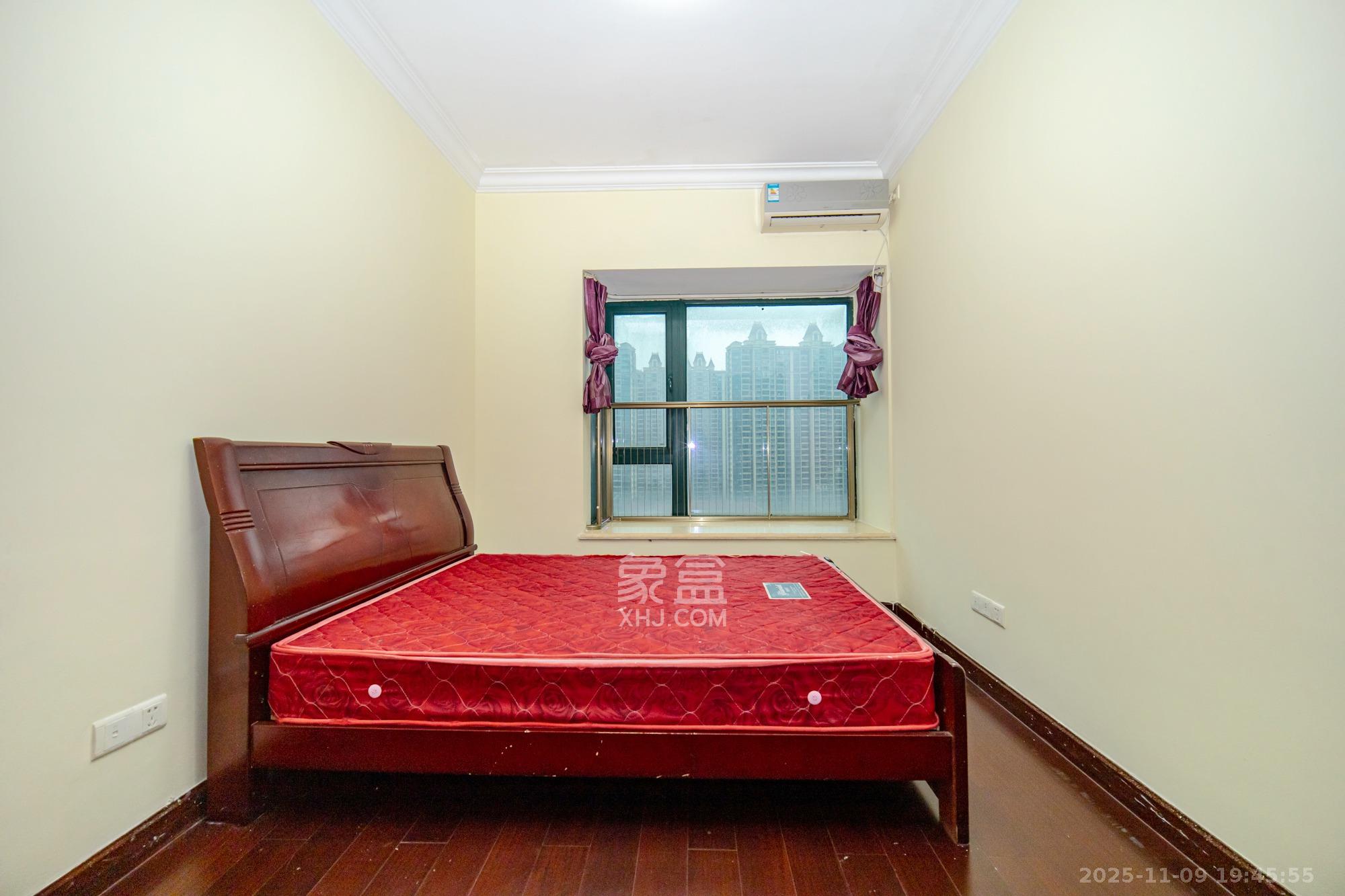 恒大雅苑 3室2厅1卫 85.0万 恒大雅苑 3室2厅1卫 85.0万卧室