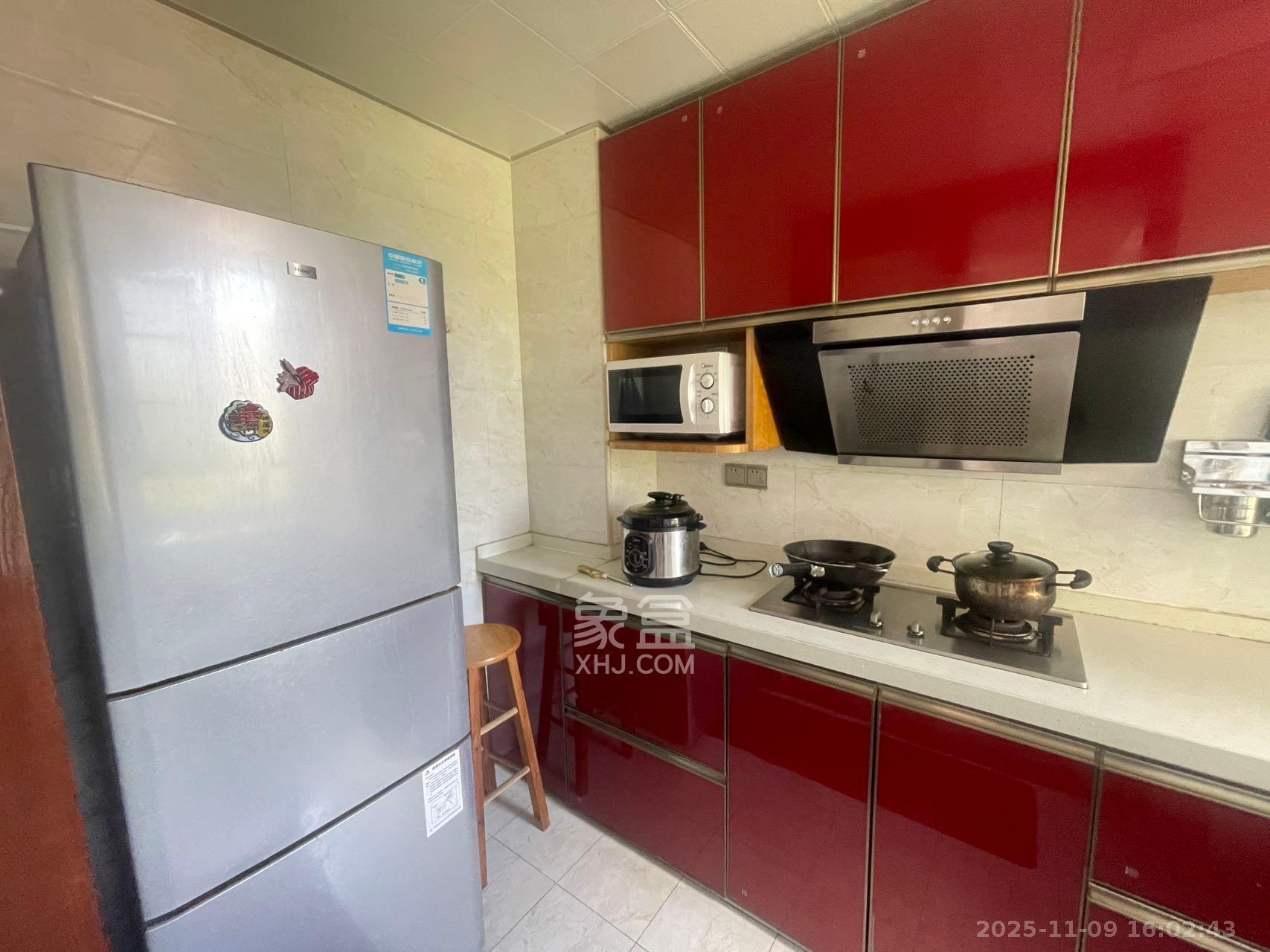 长大卧琥  3室2厅2卫    3500.0元/月室内图