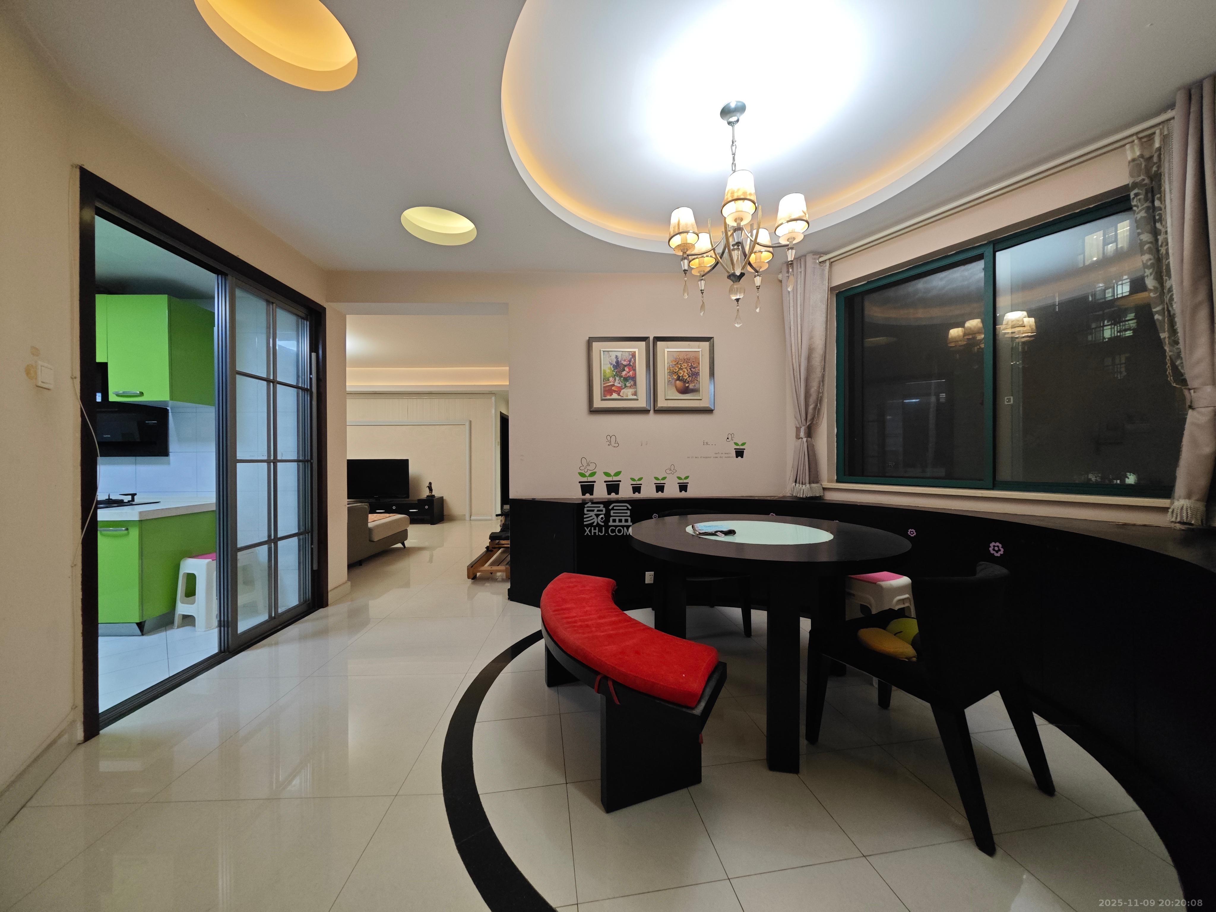 华盛世纪新城 3室2厅2卫 2600.0元/月 华盛世纪新城 3室2厅2卫 2600.0元/月室内图