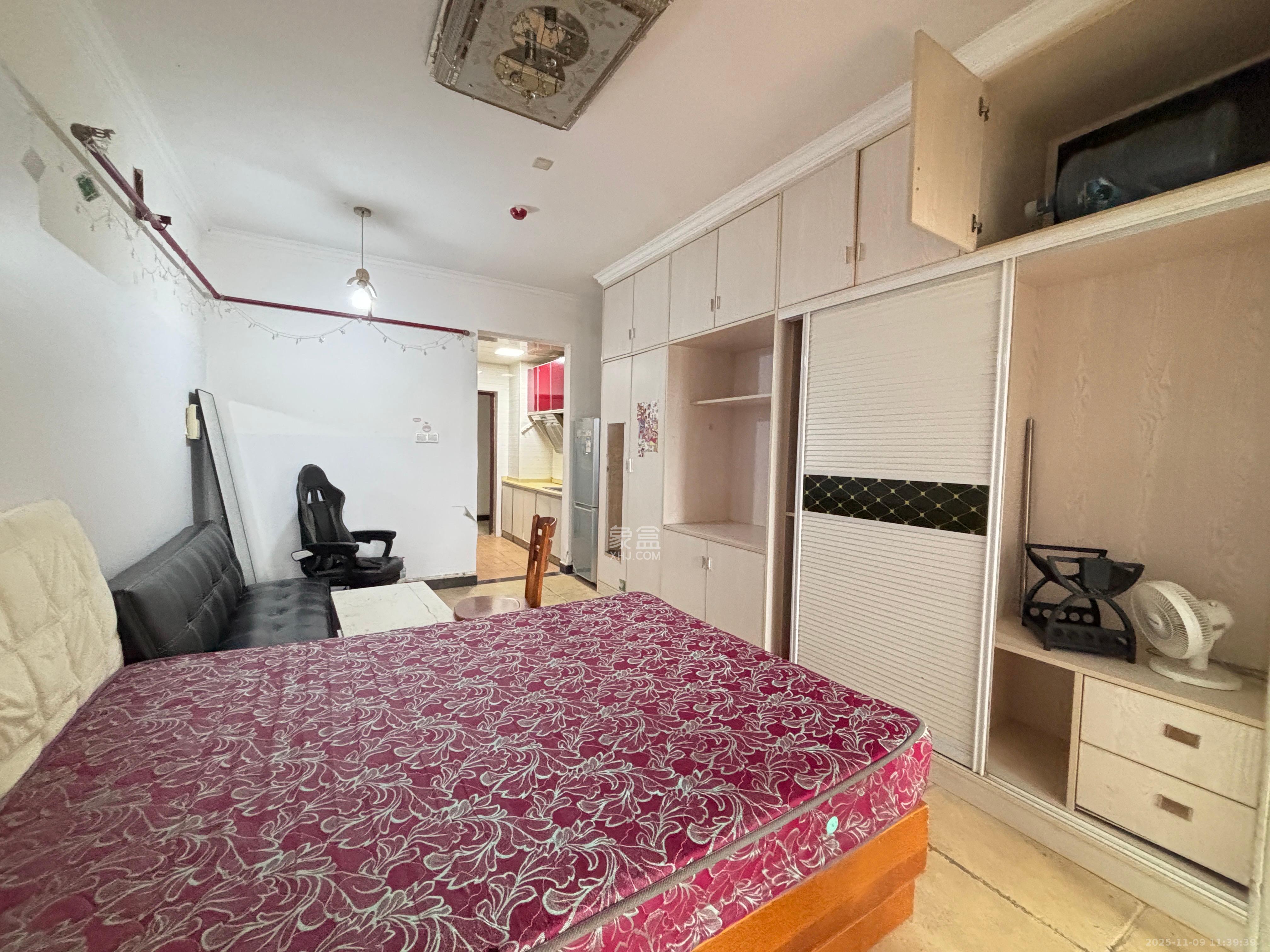 上峰苑（兰亭玥岛）  1室1厅1卫    1400.0元/月