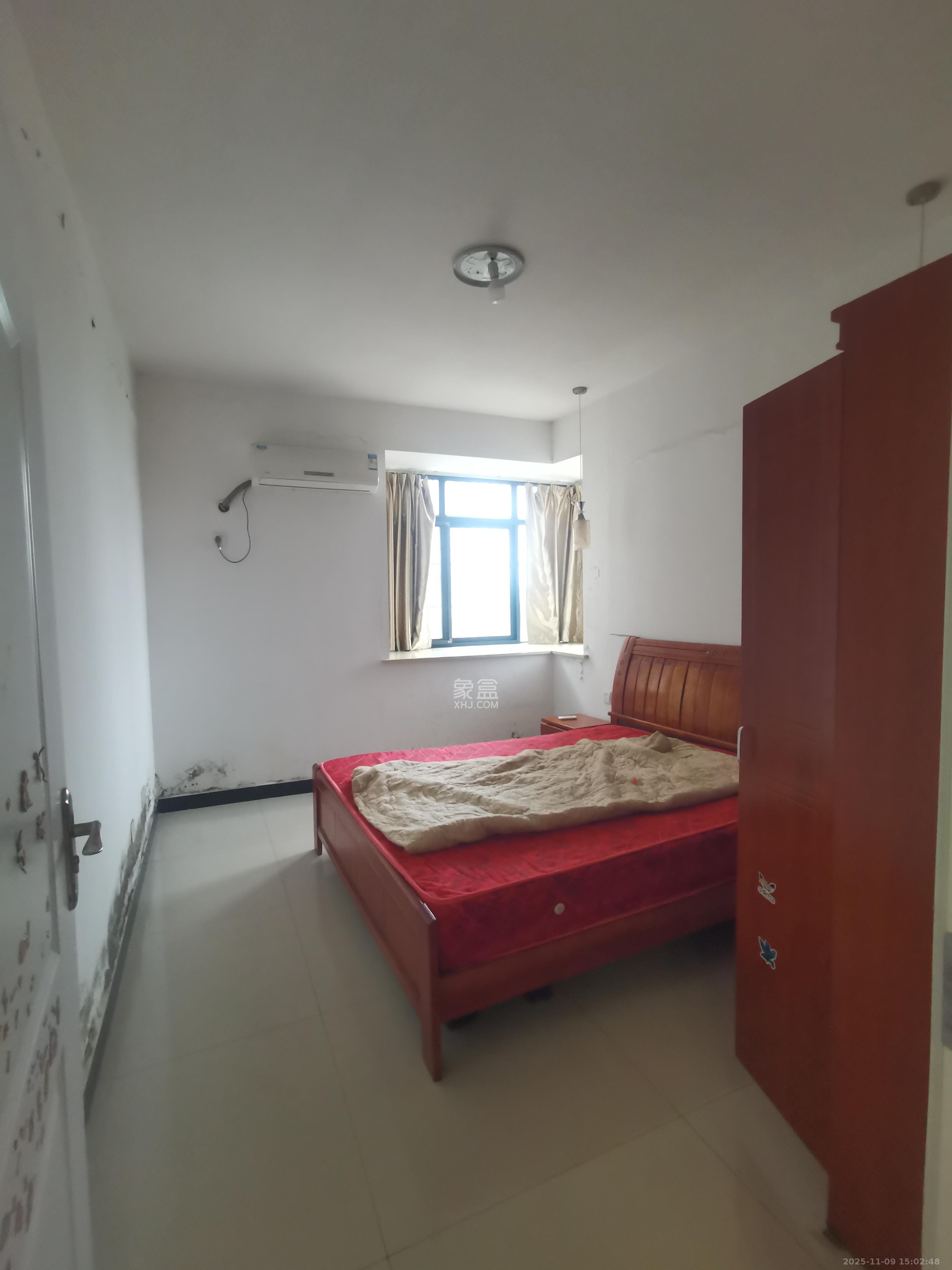 天悦嘉园  2室2厅1卫    1800.0元/月室内图