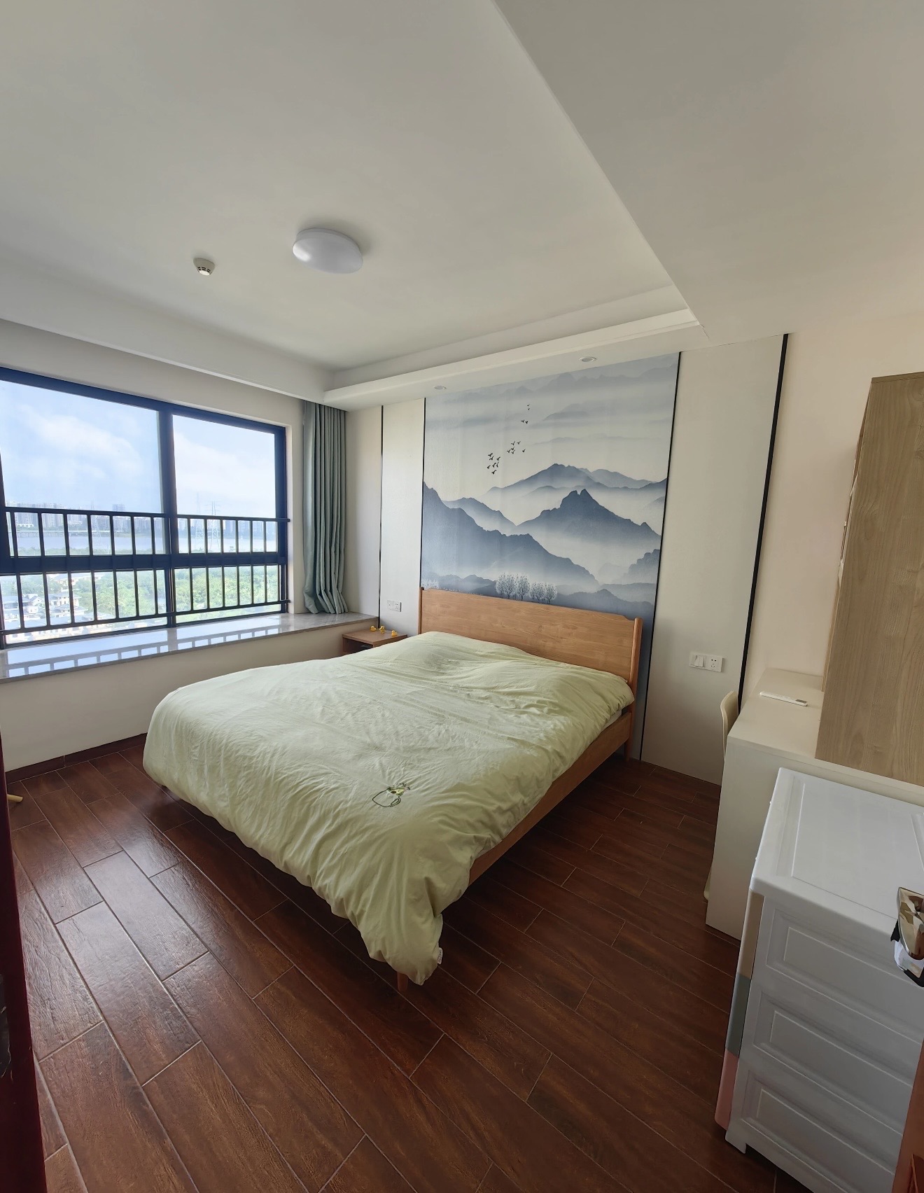 滨江世纪佳城(南院) 3室2厅1卫 192.0万 滨江世纪佳城(南院) 3室2厅1卫 192.0万客厅