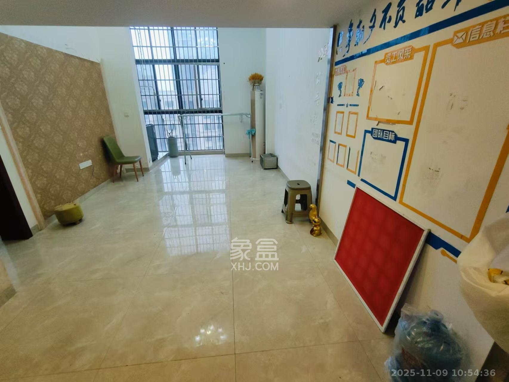 金科时代中心  3室1厅1卫    1600.0元/月