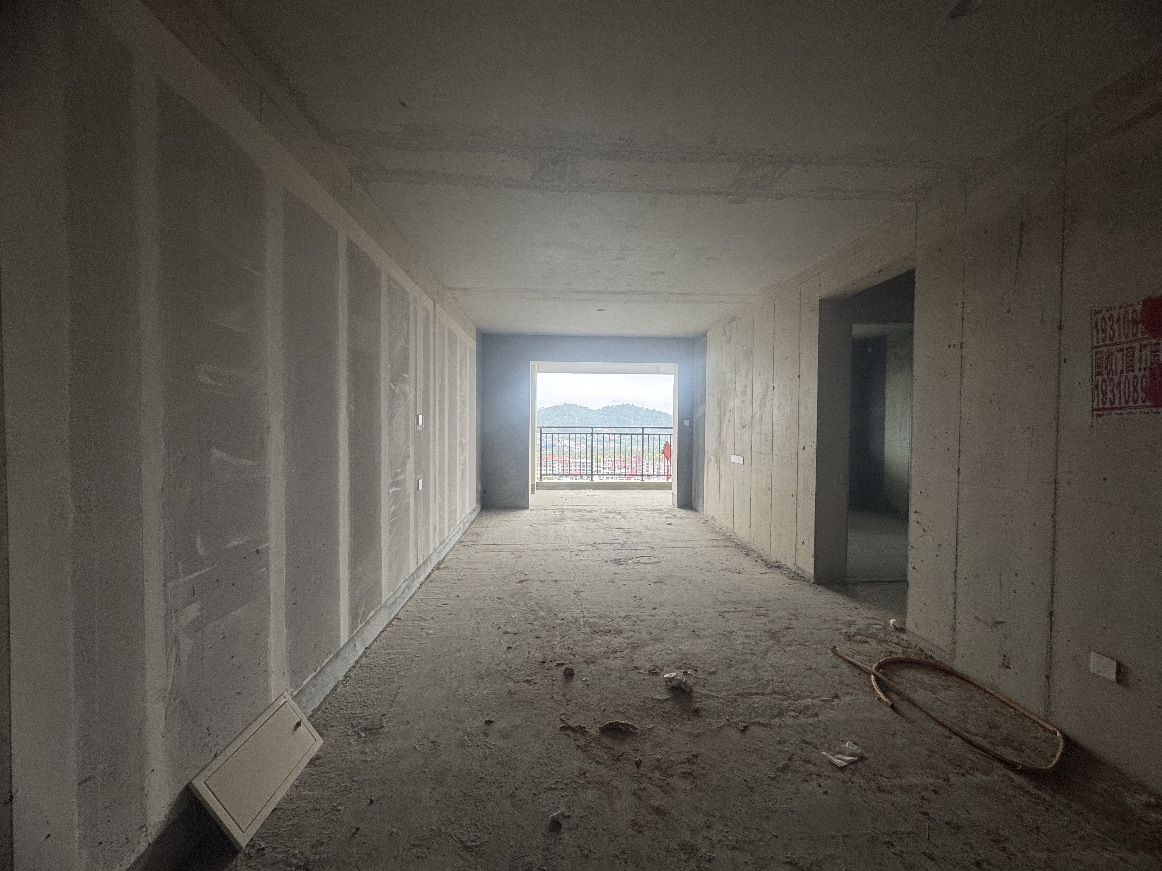 碧桂园正央时代 3室2厅2卫 50.0万 碧桂园正央时代 3室2厅2卫 50.0万客厅