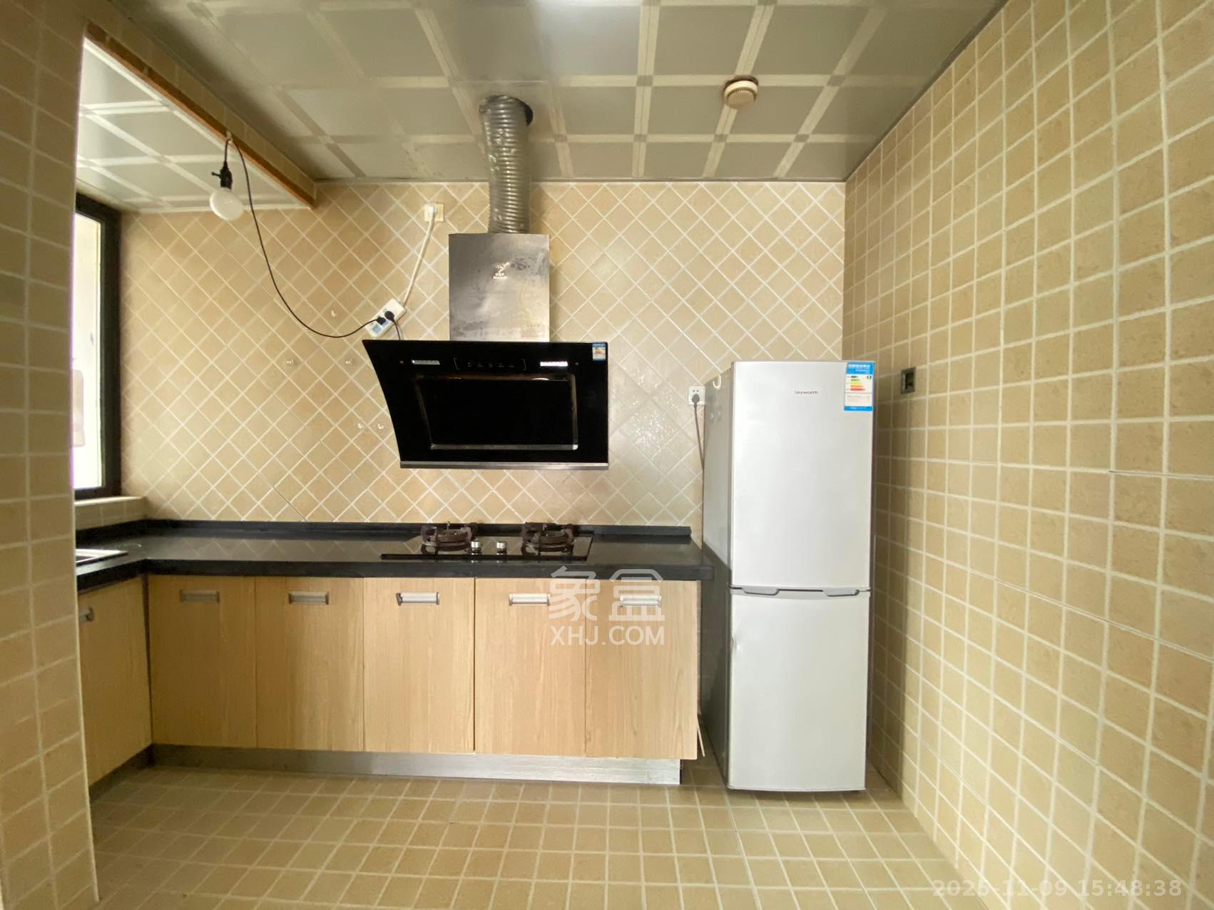 达美D6区  2室2厅1卫    2400.0元/月室内图