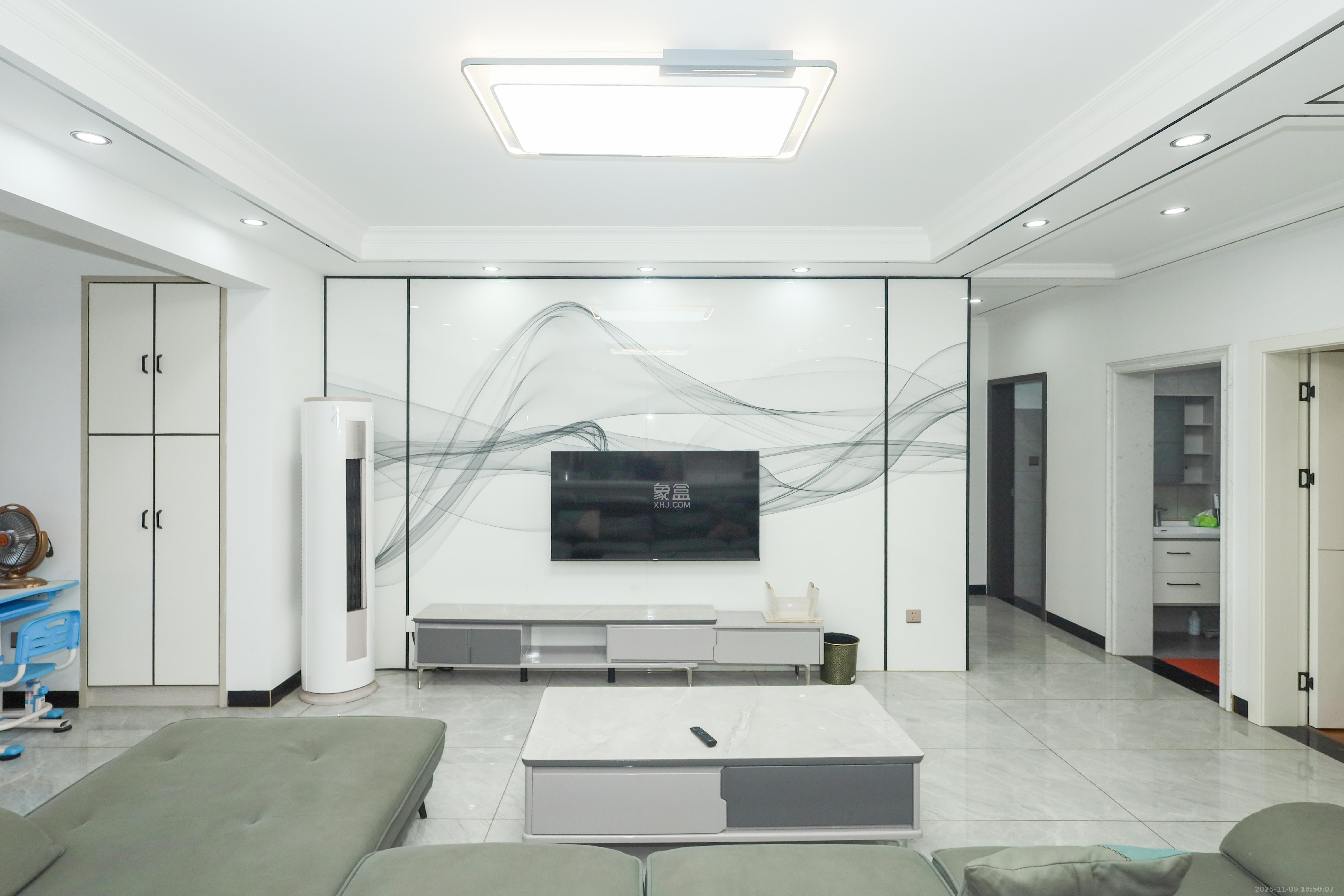 山水梅溪雅郡 4室2厅2卫 145.0万 山水梅溪雅郡 4室2厅2卫 145.0万客厅