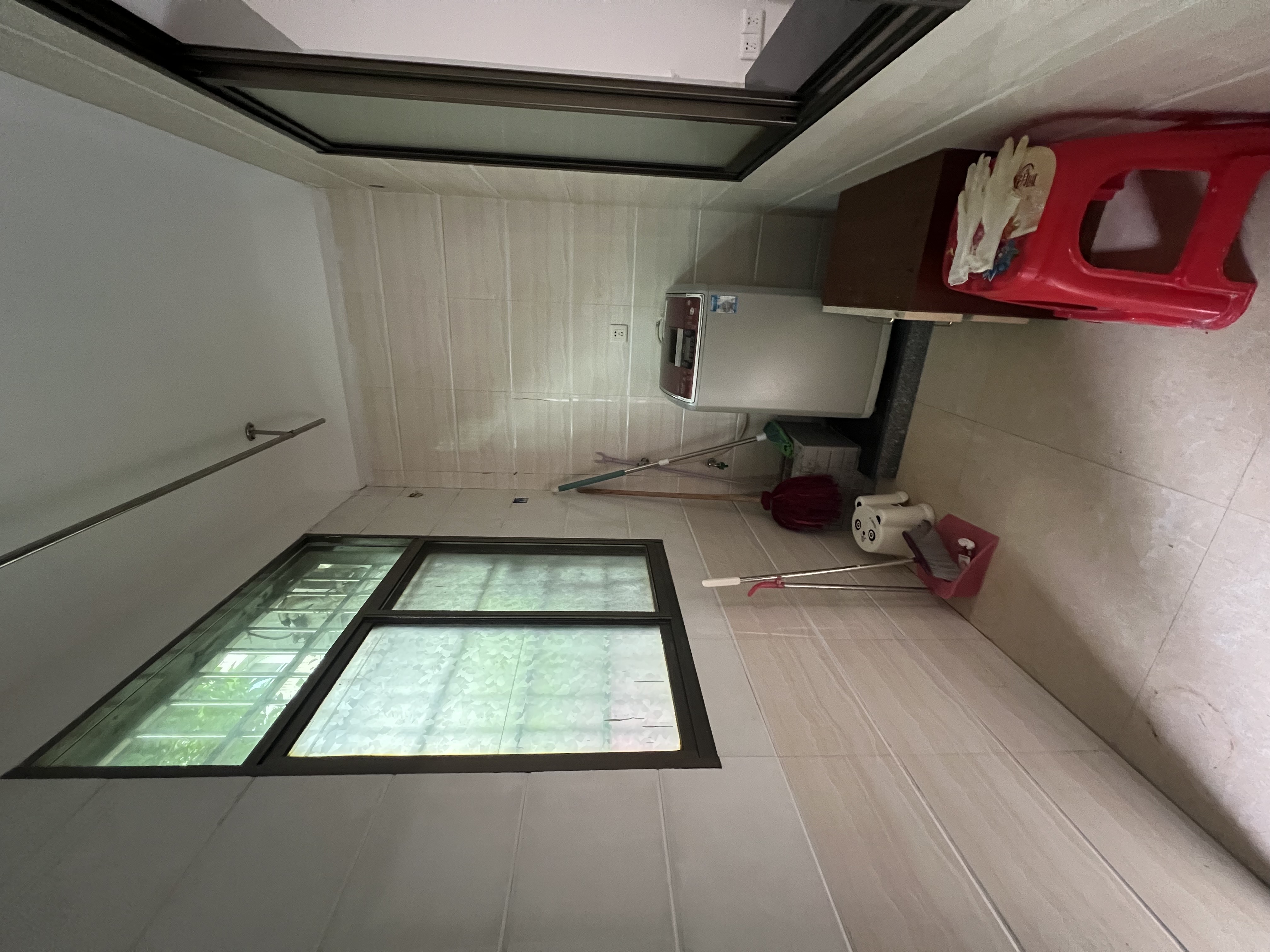 西湖一村 1室0厅0卫 1000.0元/月 西湖一村 1室0厅0卫 1000.0元/月室内图