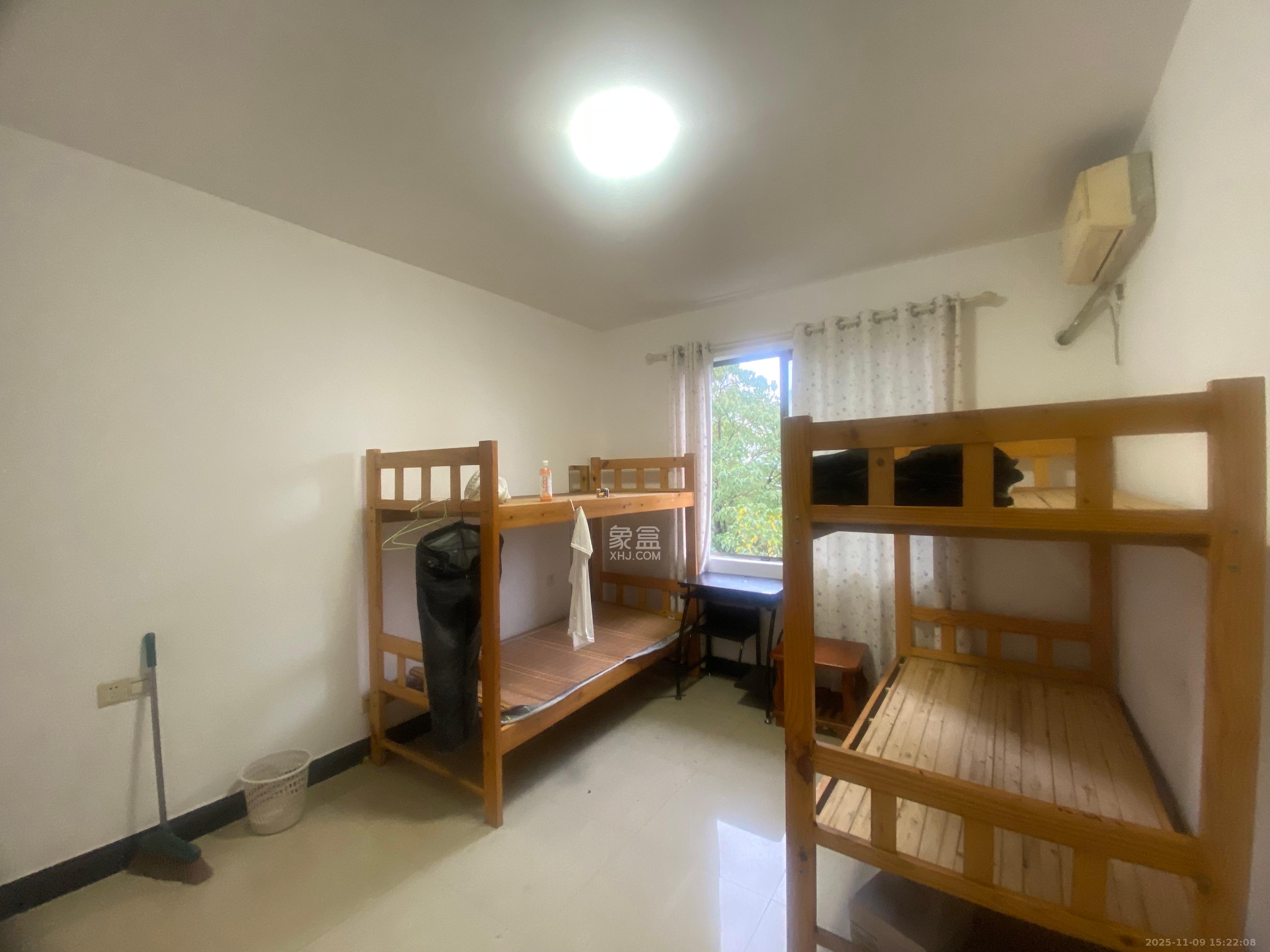 湘核佳苑  3室1厅1卫    1900.0元/月室内图