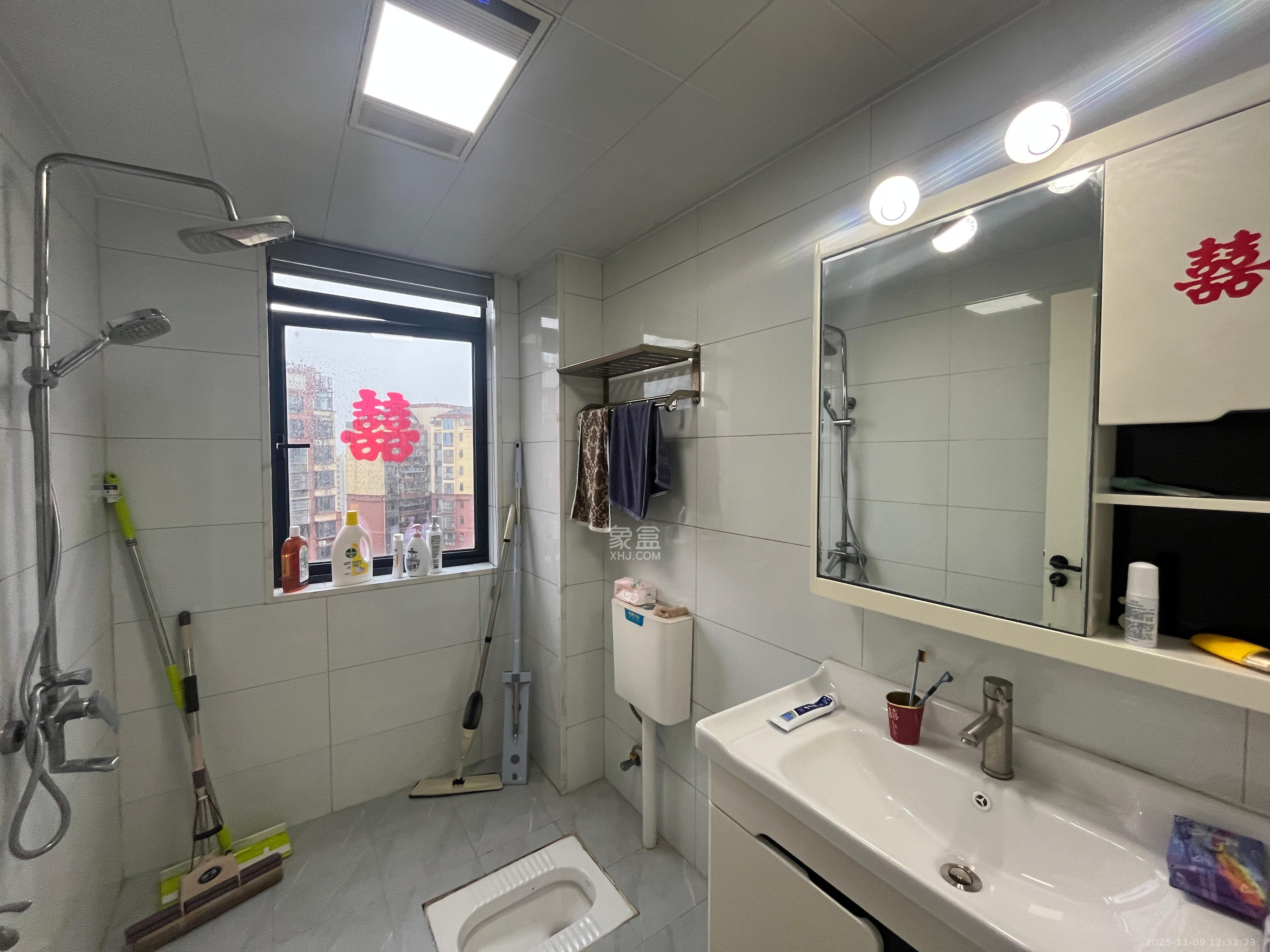 珠江东方明珠(新地东方明珠)三期 3室2厅2卫 2200.0元/月 珠江东方明珠(新地东方明珠)三期 3室2厅2卫 2200.0元/月室内图