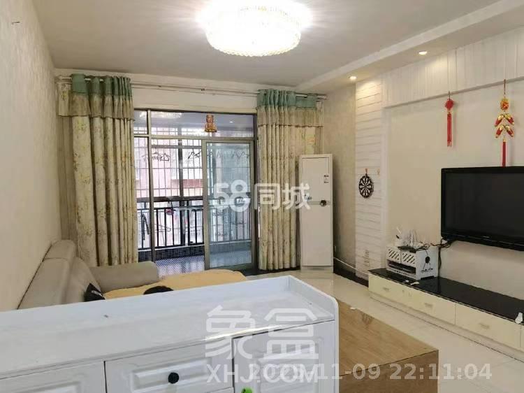 卧龙居国际村  3室2厅2卫    1700.0元/月