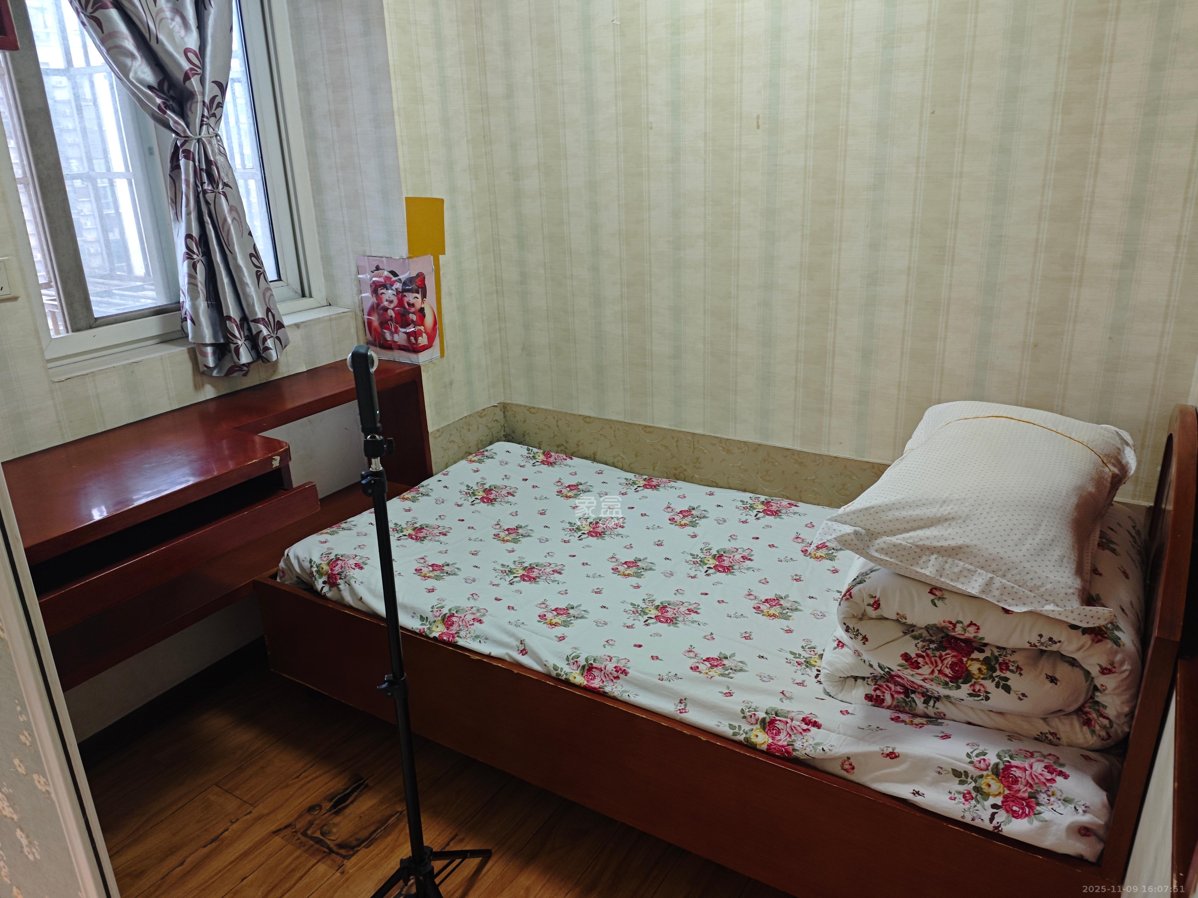 金碧文华 1室1厅1卫 1600.0元/月 金碧文华 1室1厅1卫 1600.0元/月室内图