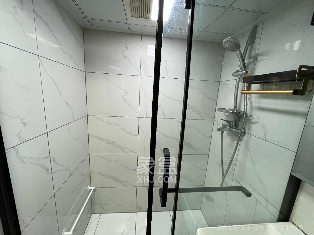 合能枫丹丽舍(柏悦名苑) 2室1厅1卫 2000.0元/月 合能枫丹丽舍(柏悦名苑) 2室1厅1卫 2000.0元/月室内图