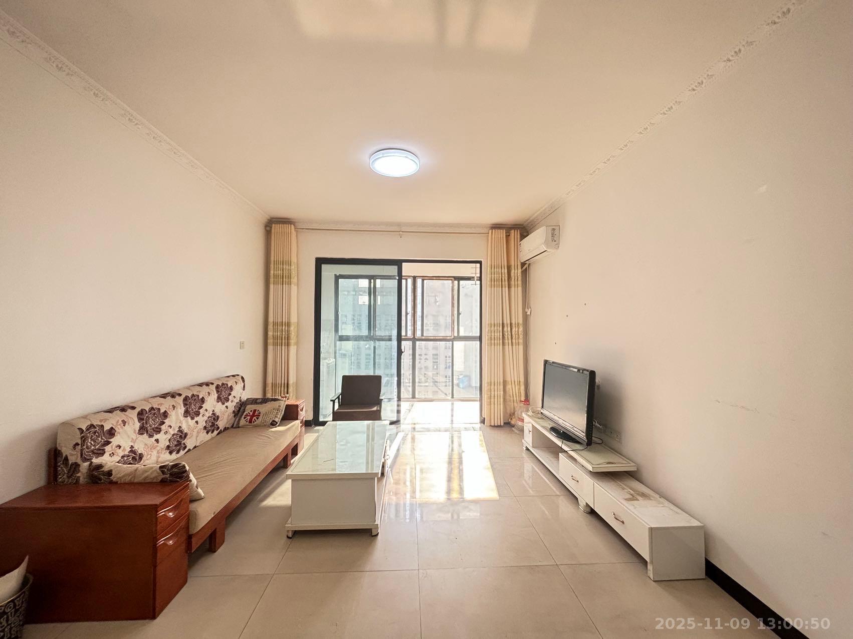 中南红领邦(红星嘉和苑) 3室2厅2卫 2000.0元/月 中南红领邦(红星嘉和苑) 3室2厅2卫 2000.0元/月室内图