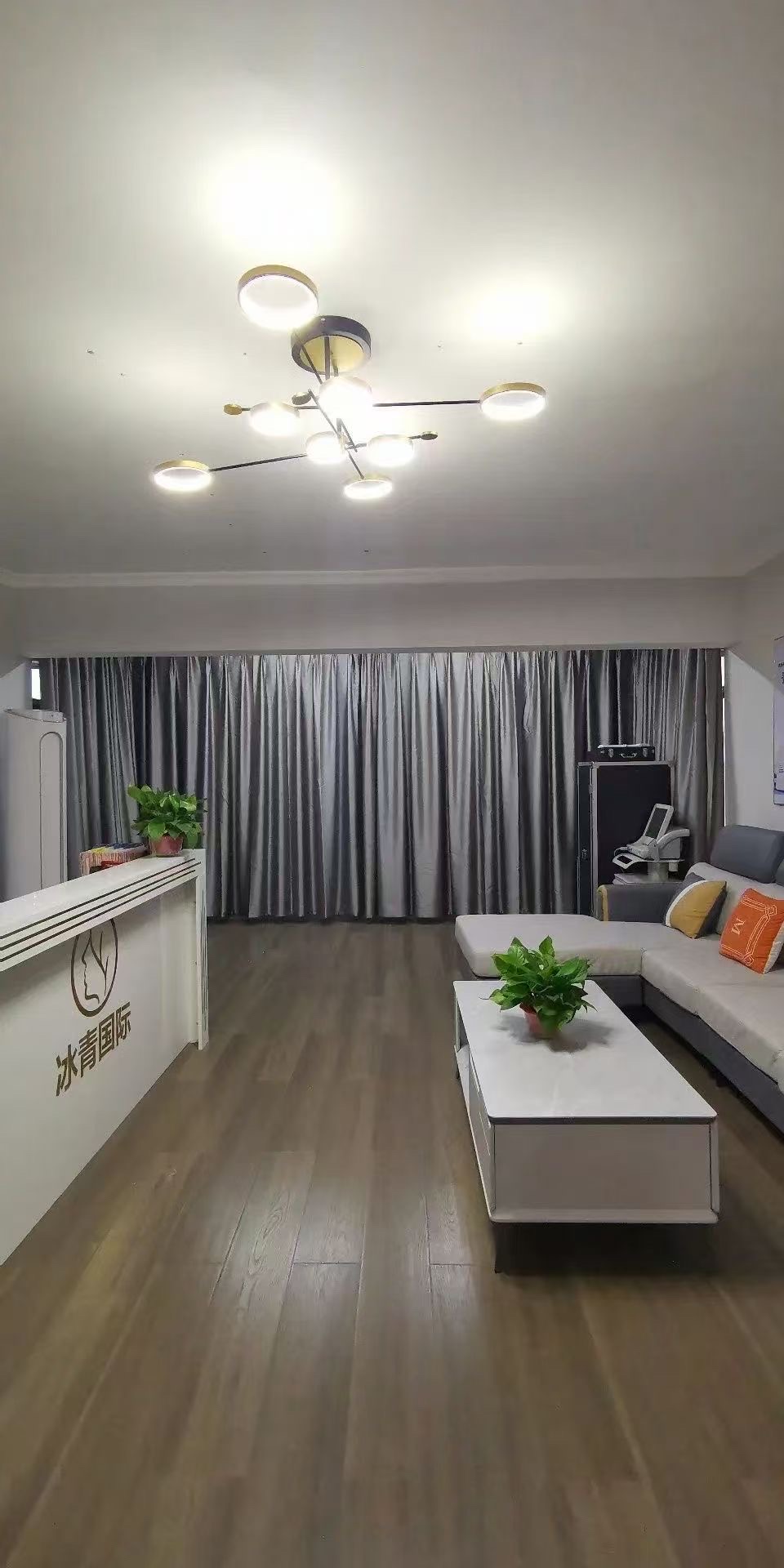 汇景花园 4室2厅2卫 3200.0元/月 汇景花园 4室2厅2卫 3200.0元/月室内图