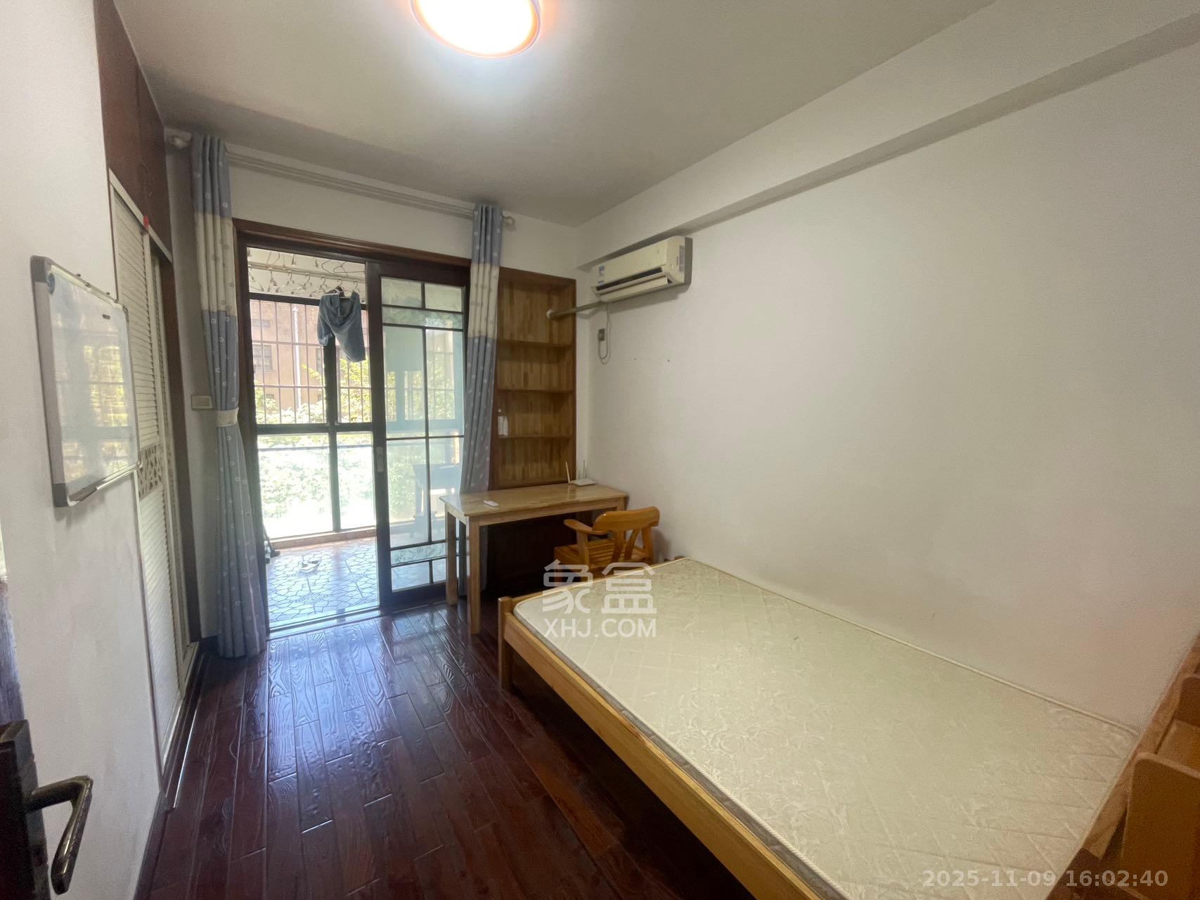 长大卧琥  3室2厅2卫    3500.0元/月室内图