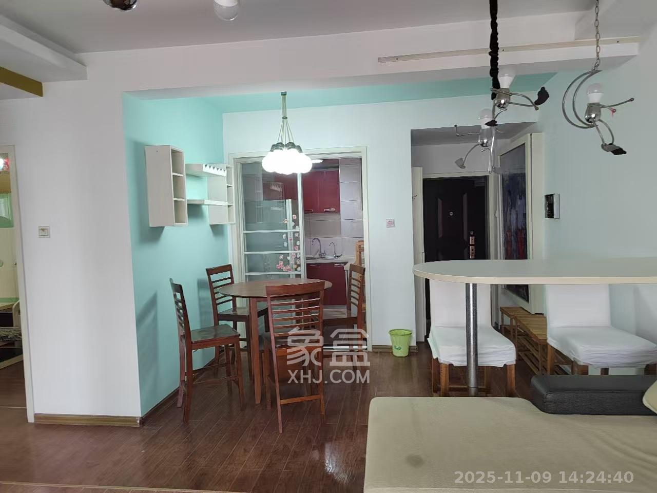 标志浪漫满屋(枫景公寓) 2室2厅1卫 1800.0元/月 标志浪漫满屋(枫景公寓) 2室2厅1卫 1800.0元/月室内图