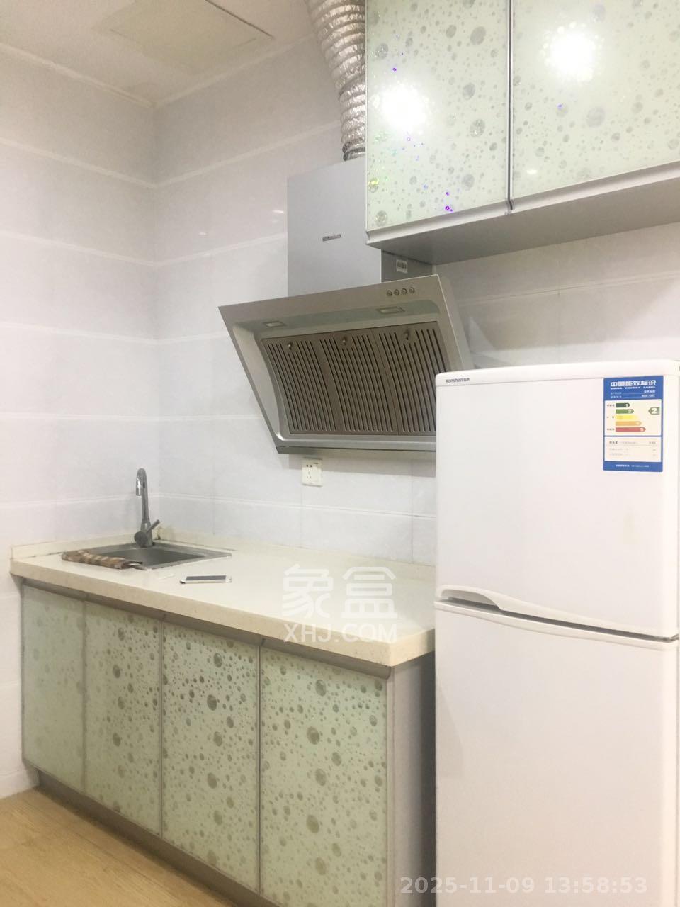 长房时代城 1室1厅1卫 1400.0元/月 长房时代城 1室1厅1卫 1400.0元/月室内图