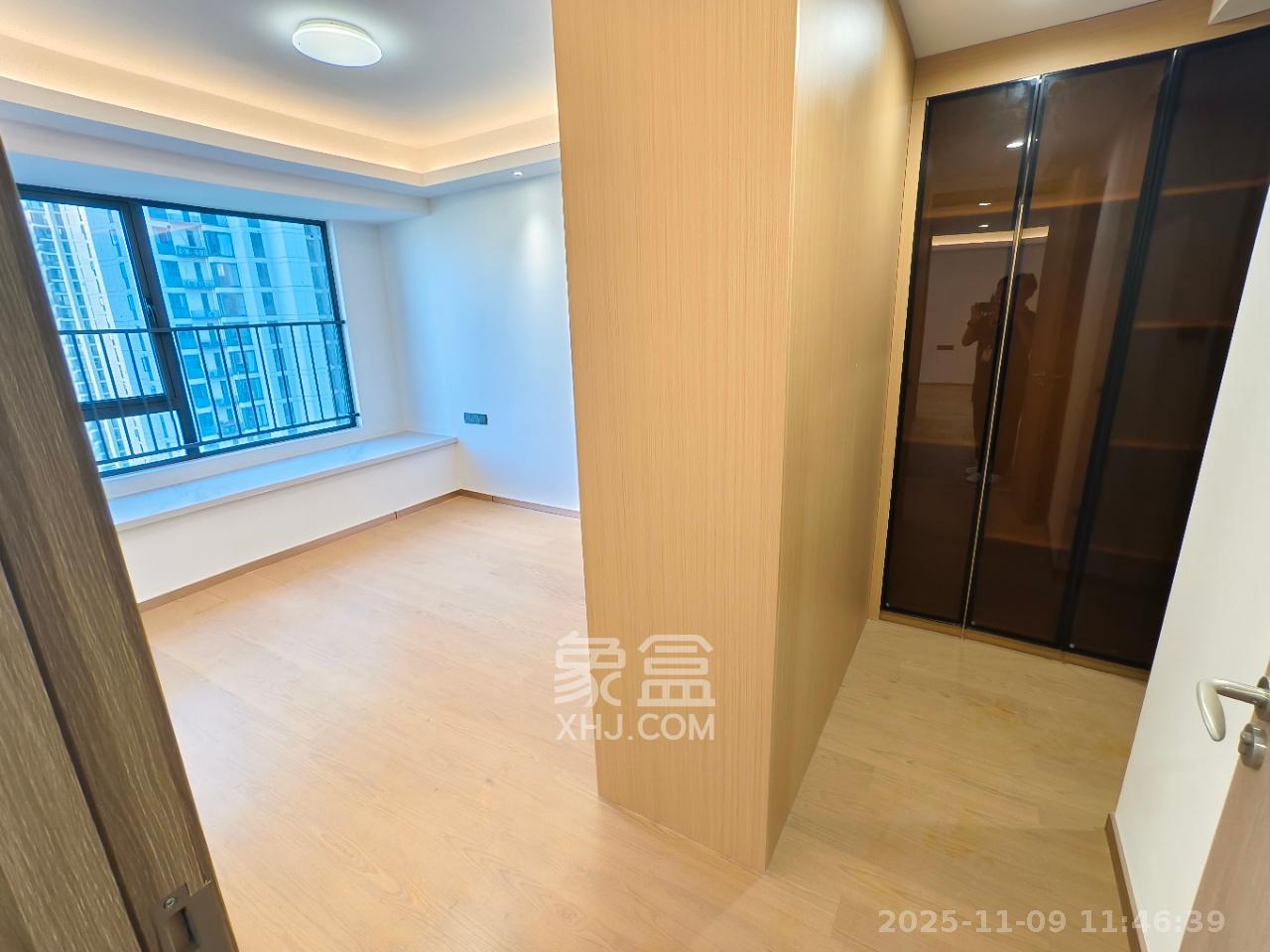 旭辉雨花郡  3室2厅2卫    3900.0元/月室内图