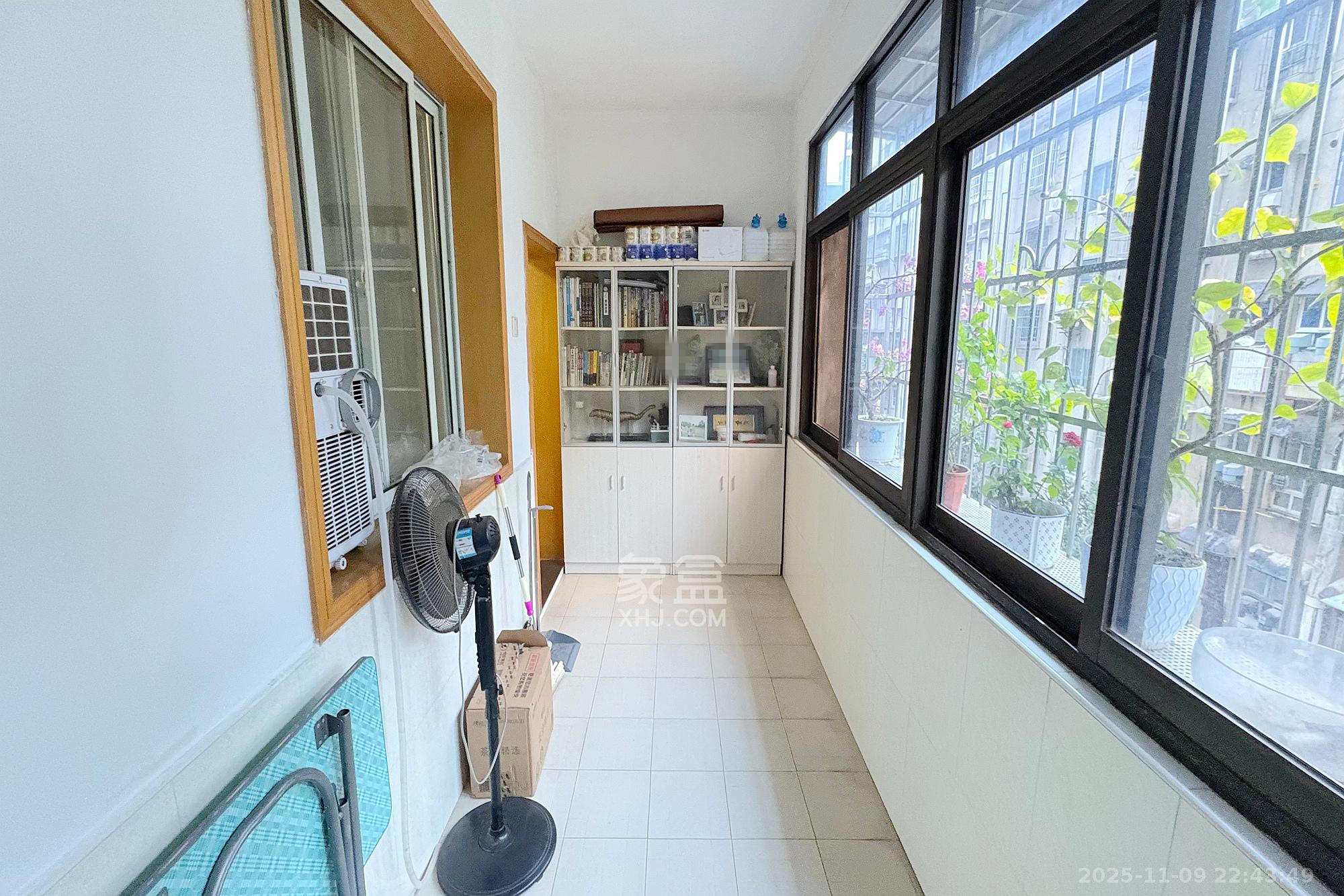 火星镇街道宿舍 3室2厅1卫 55.0万 火星镇街道宿舍 3室2厅1卫 55.0万阳台