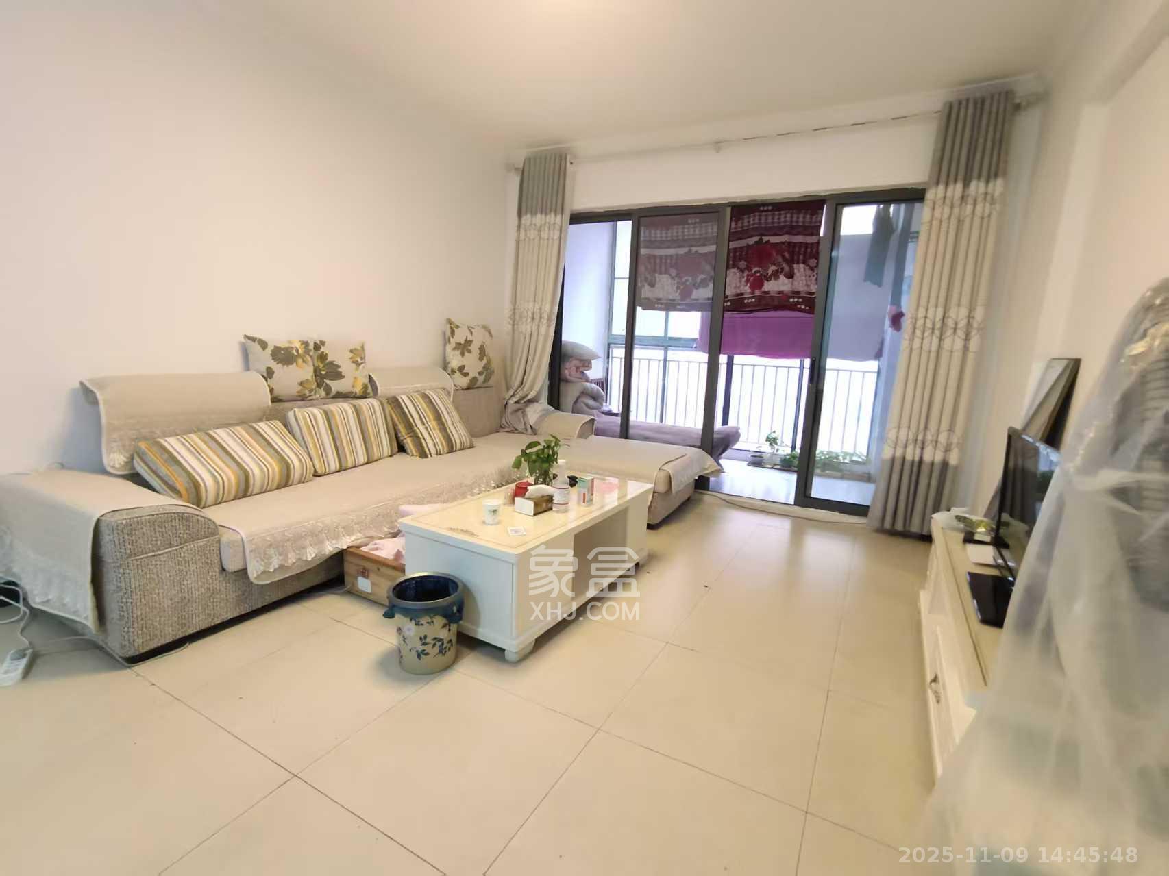 卓越蔚蓝海岸二期 2室2厅1卫 2000.0元/月 卓越蔚蓝海岸二期 2室2厅1卫 2000.0元/月室内图