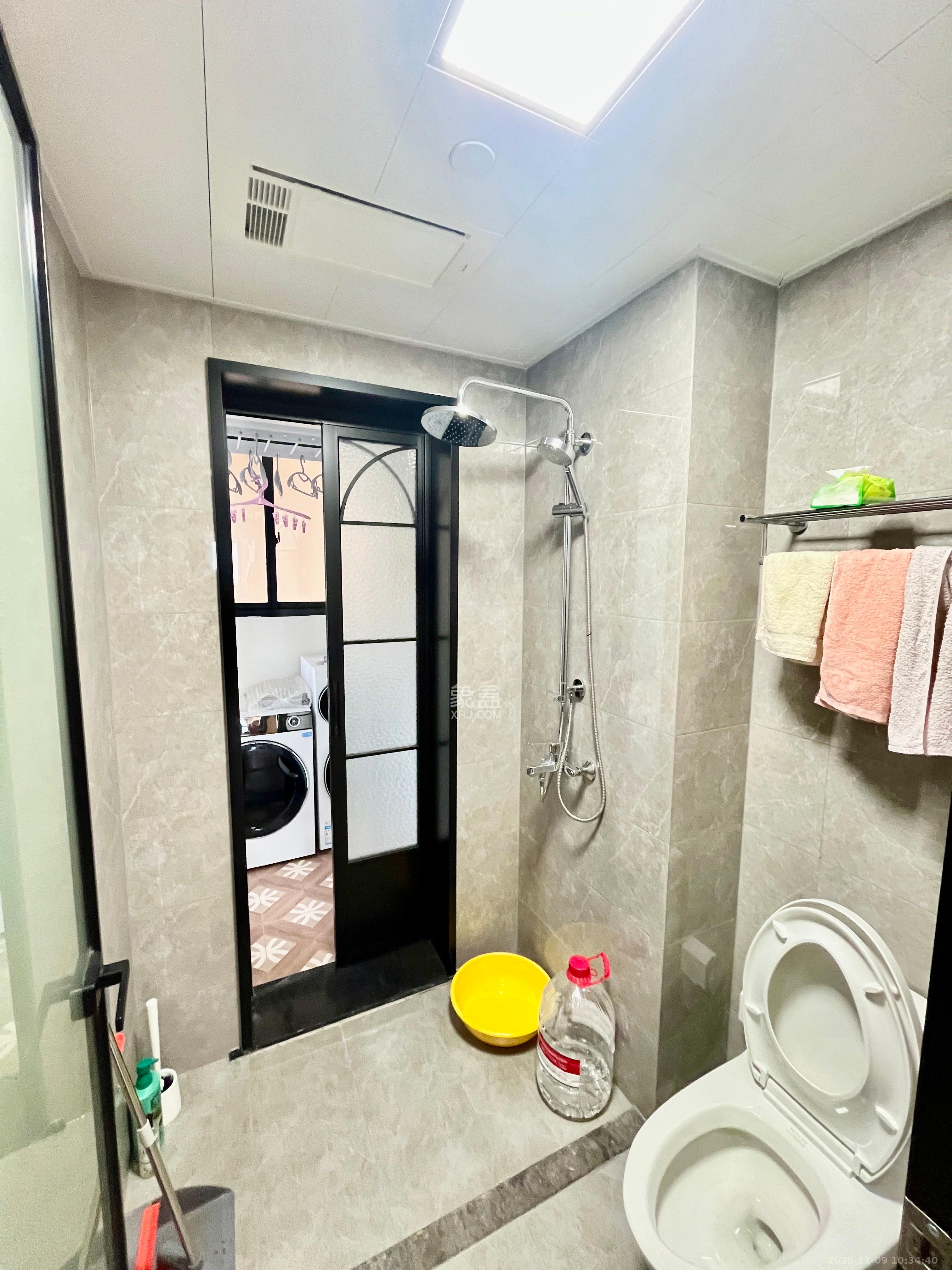 北辰瀚江府 3室2厅2卫 9500.0元/月 北辰瀚江府 3室2厅2卫 9500.0元/月室内图