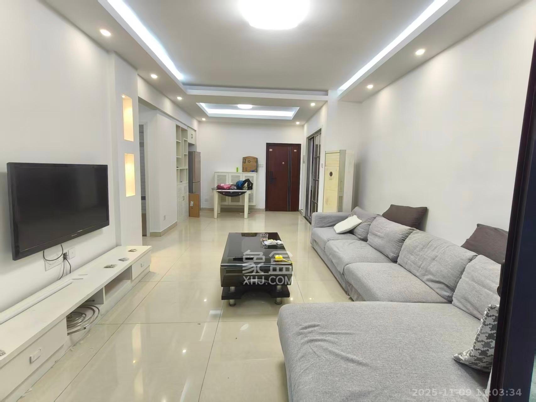 星城映象  2室2厅1卫    2300.0元/月