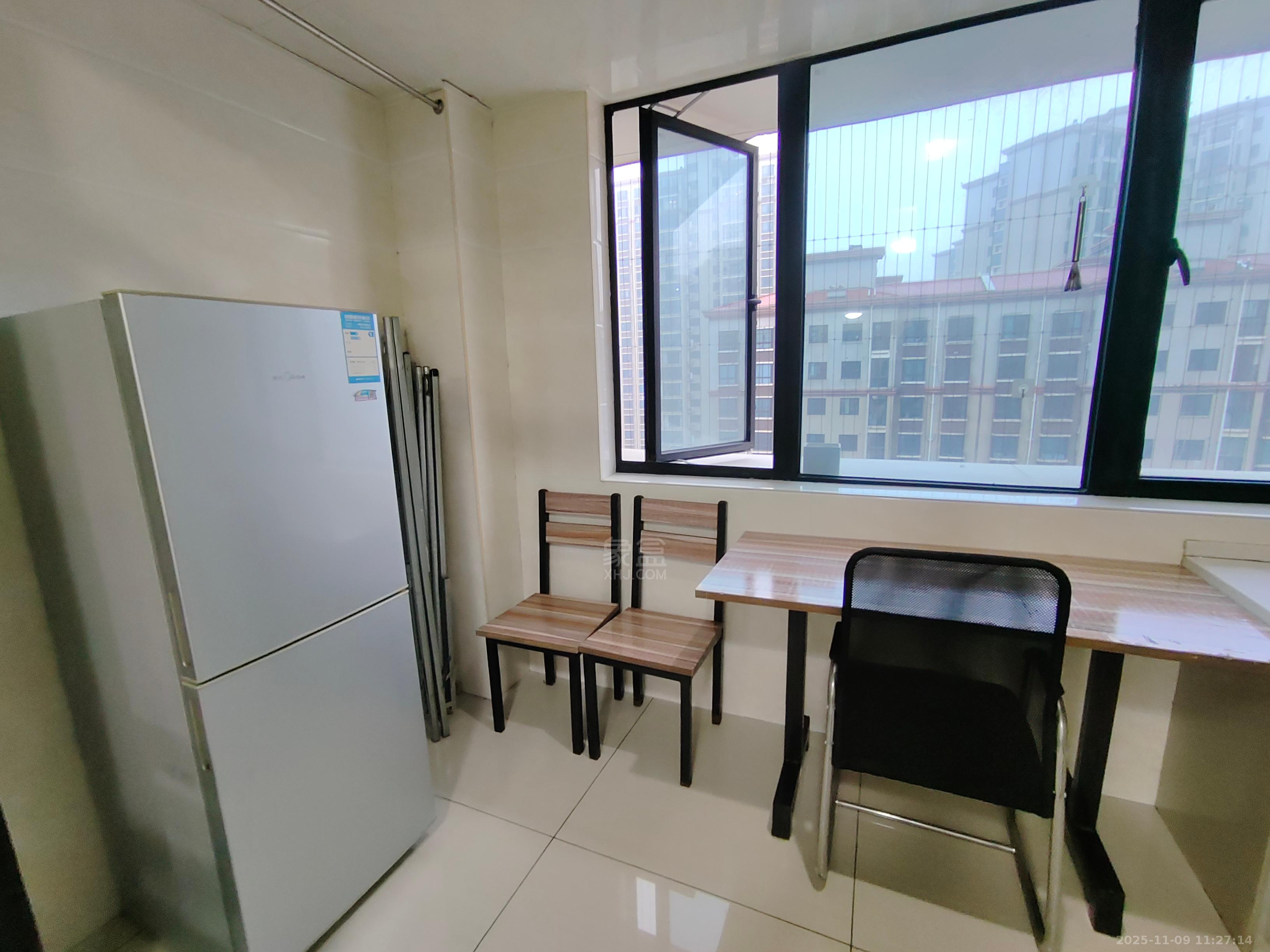 龙腾国际 1室1厅1卫 1200.0元/月 龙腾国际 1室1厅1卫 1200.0元/月室内图