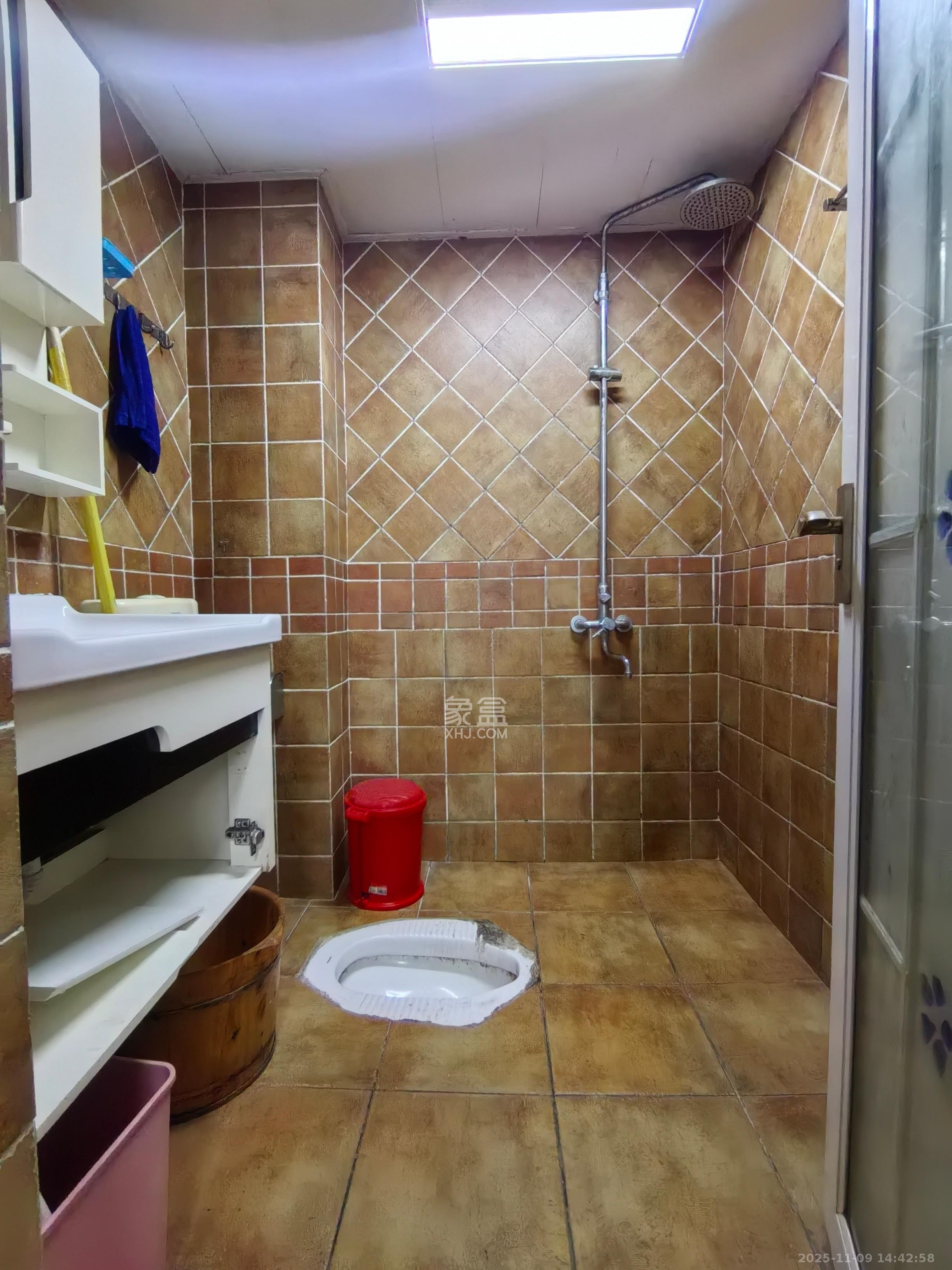 福圣园 3室2厅2卫 2800.0元/月 福圣园 3室2厅2卫 2800.0元/月室内图