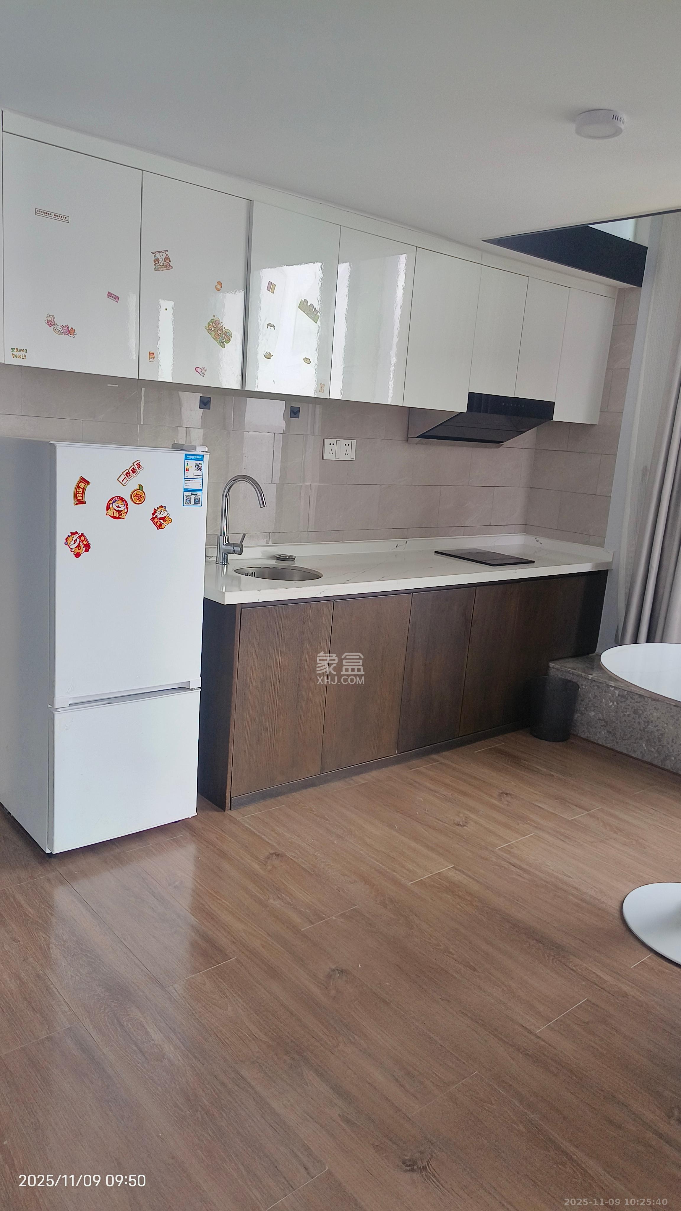 敬天广场  2室1厅2卫    4500.0元/月室内图