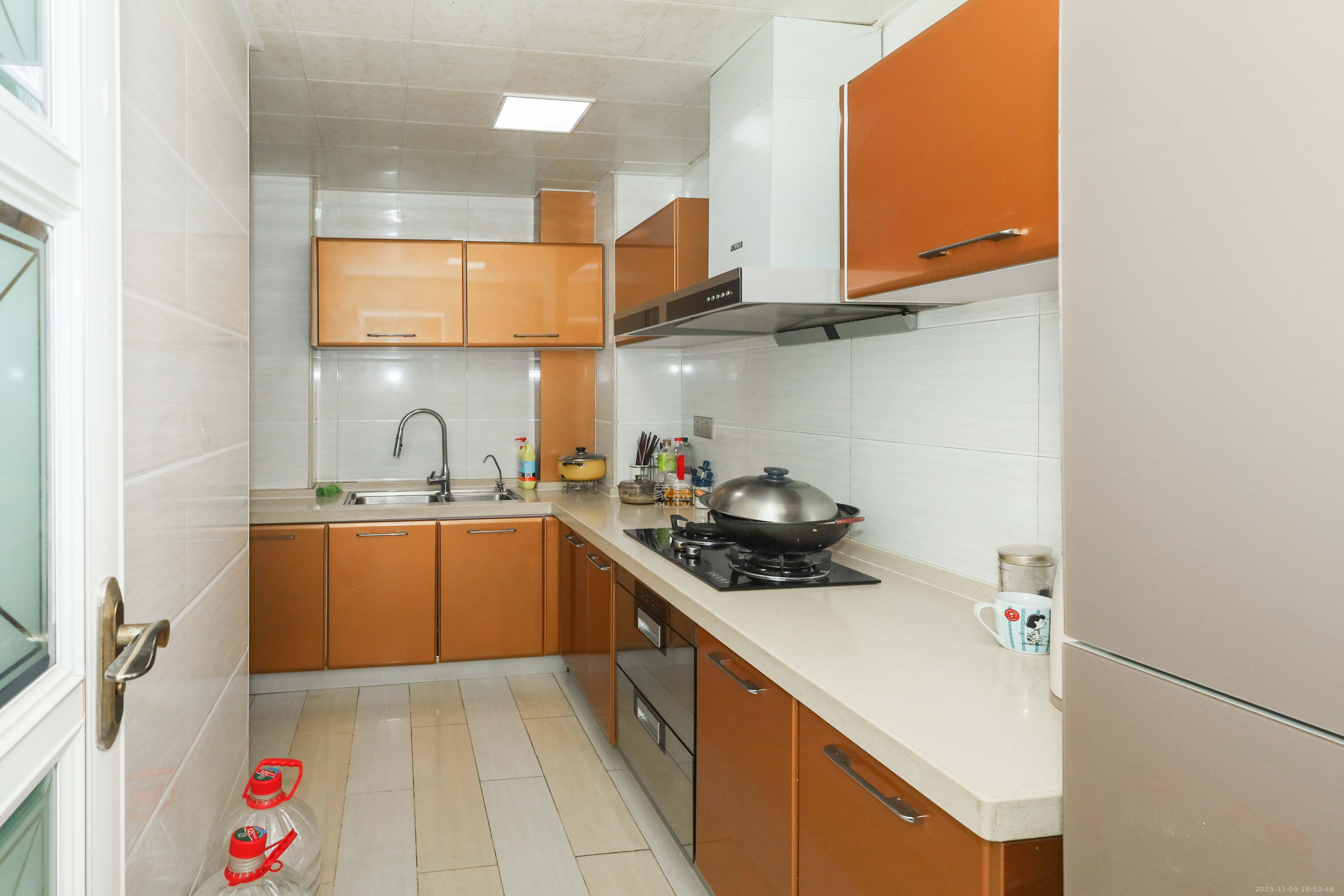 保利麓谷林语F区  3室2厅1卫    95.0万厨房