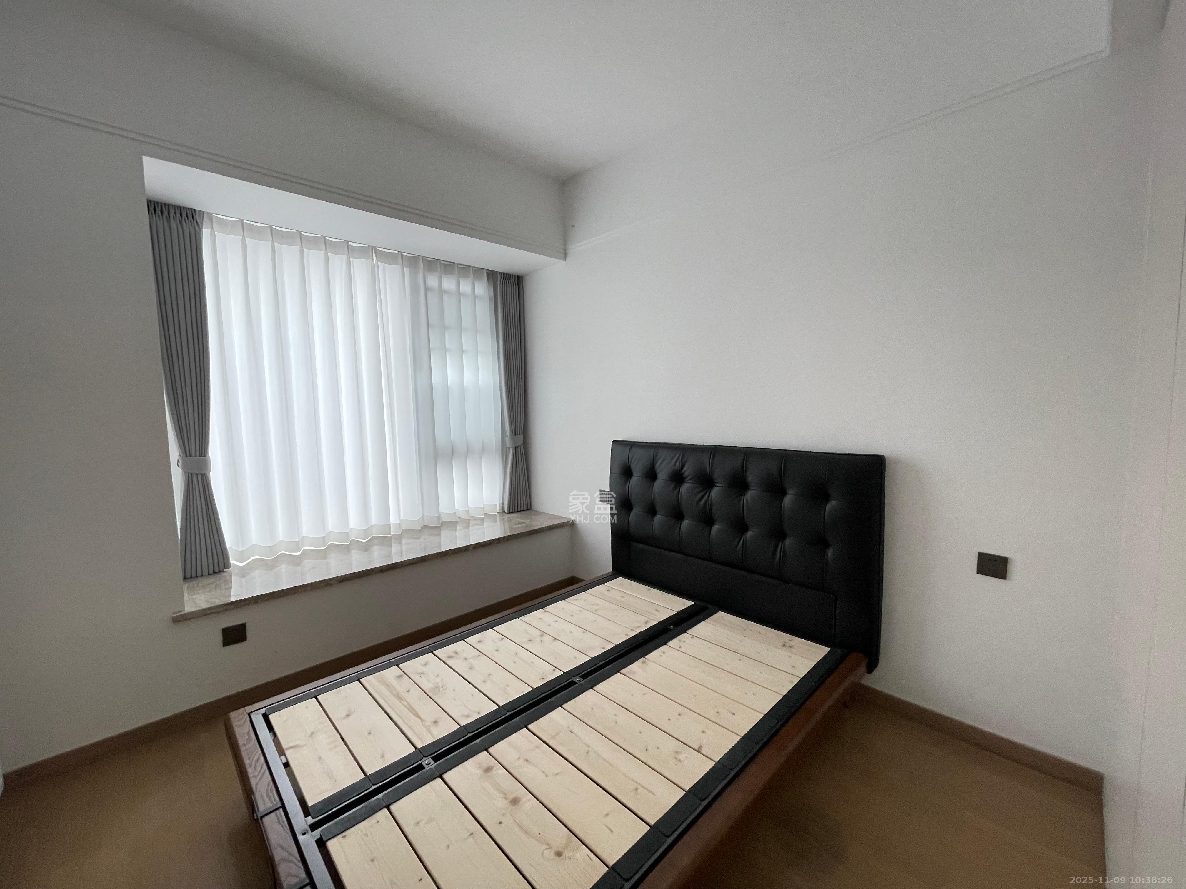 长房星城天地  3室2厅2卫    7000.0元/月室内图