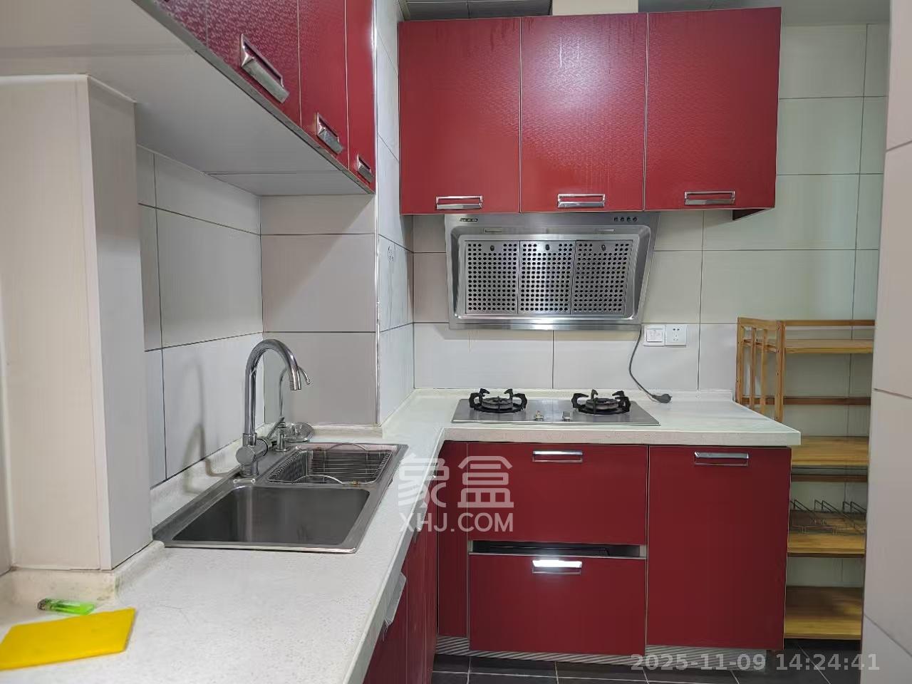 标志浪漫满屋(枫景公寓) 2室2厅1卫 1800.0元/月 标志浪漫满屋(枫景公寓) 2室2厅1卫 1800.0元/月室内图