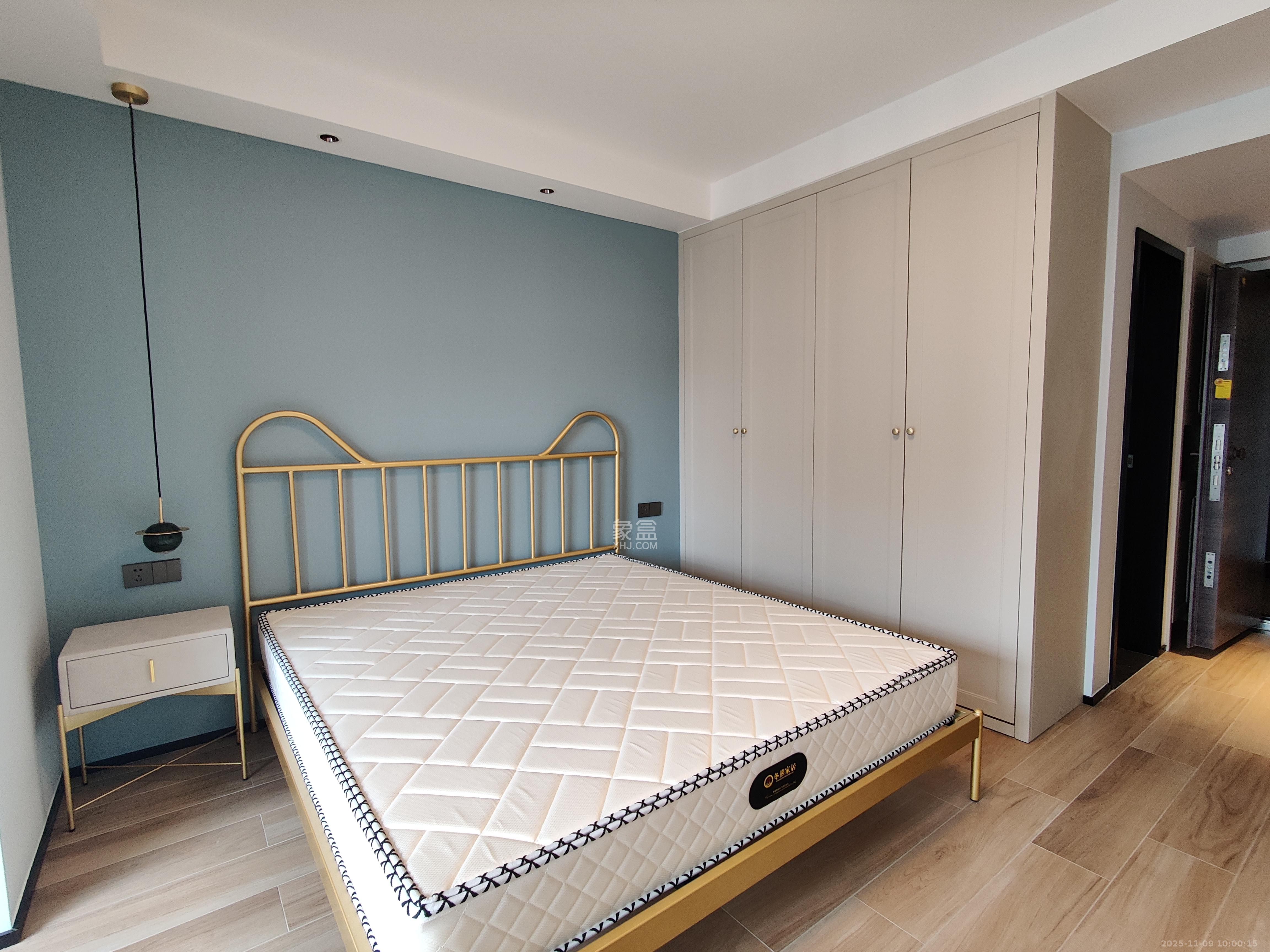 富瑞星座  1室0厅0卫    1600.0元/月