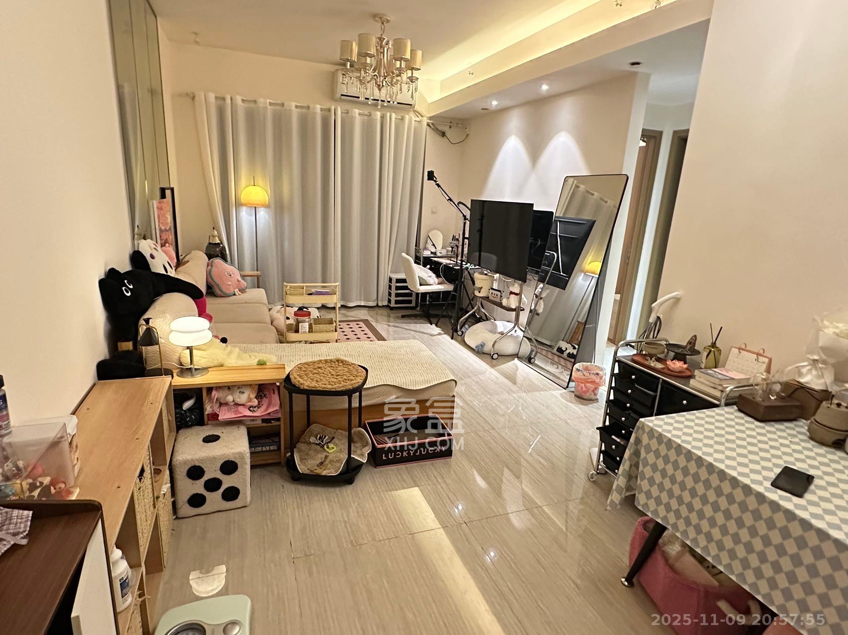 恒大上林苑  1室1厅1卫    2300.0元/月室内图