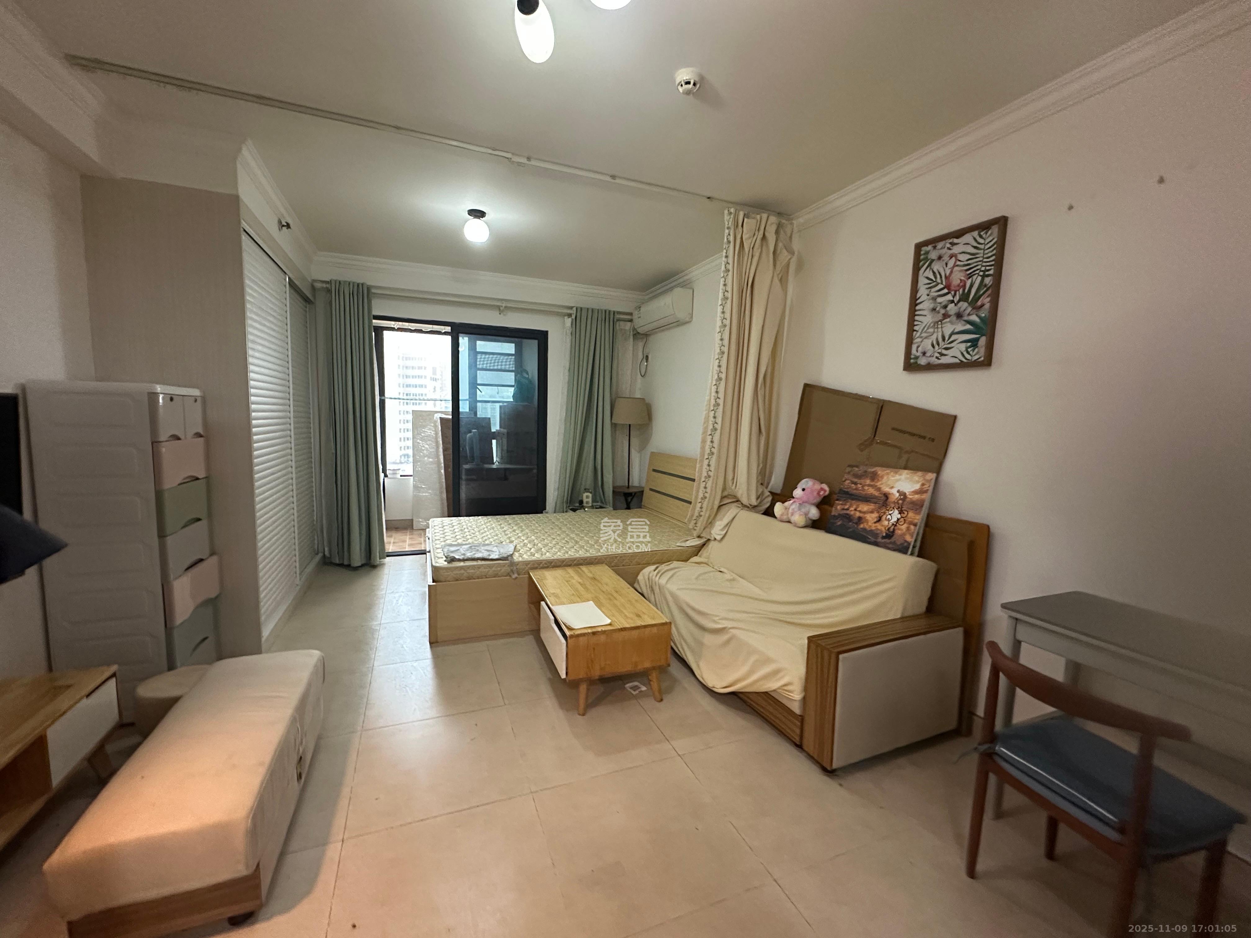 天鸿天府(天鸿中央大院) 1室1厅1卫 1300.0元/月 天鸿天府(天鸿中央大院) 1室1厅1卫 1300.0元/月室内图