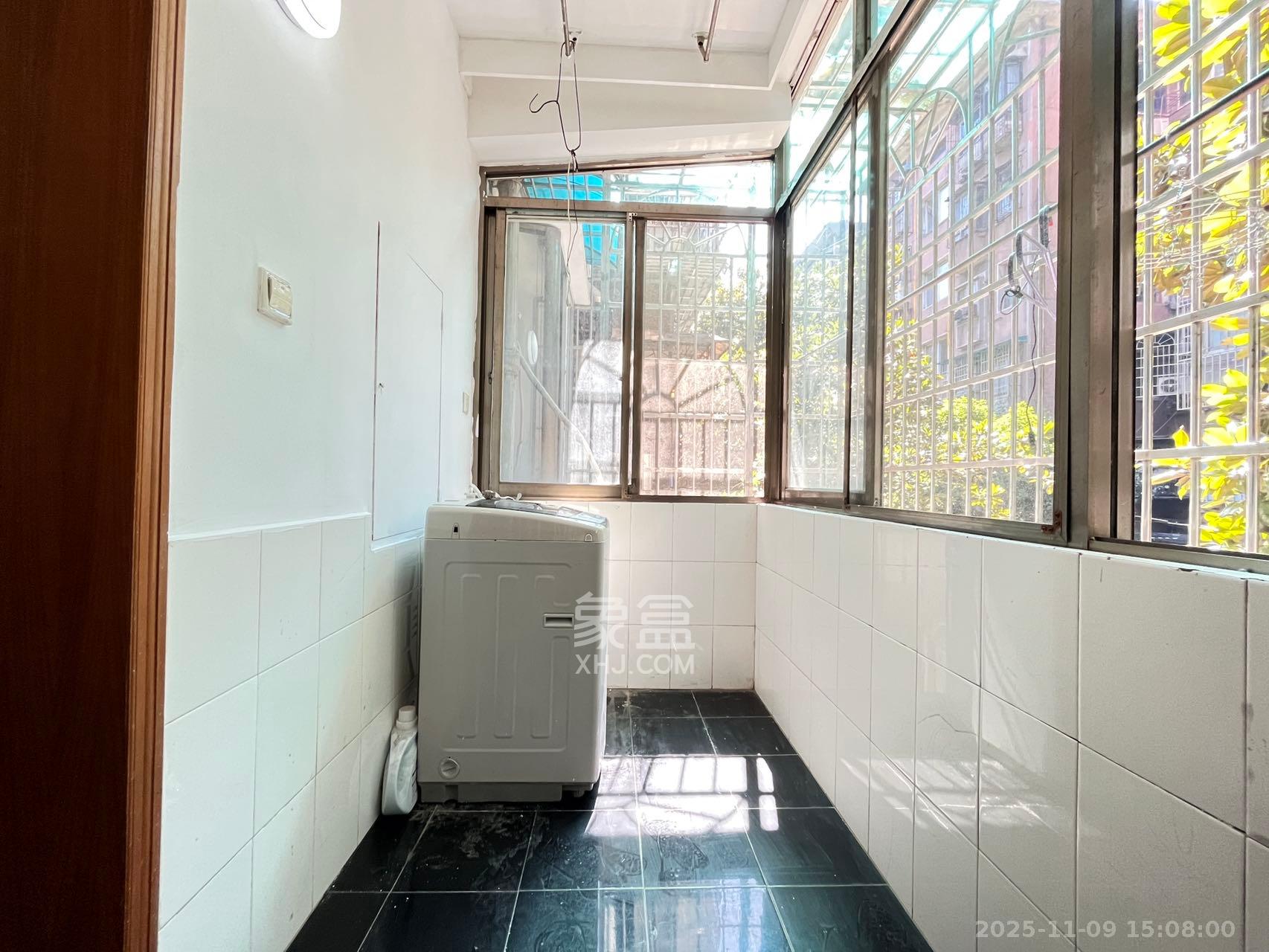 省进出口公司宿舍  2室2厅1卫    1600.0元/月室内图