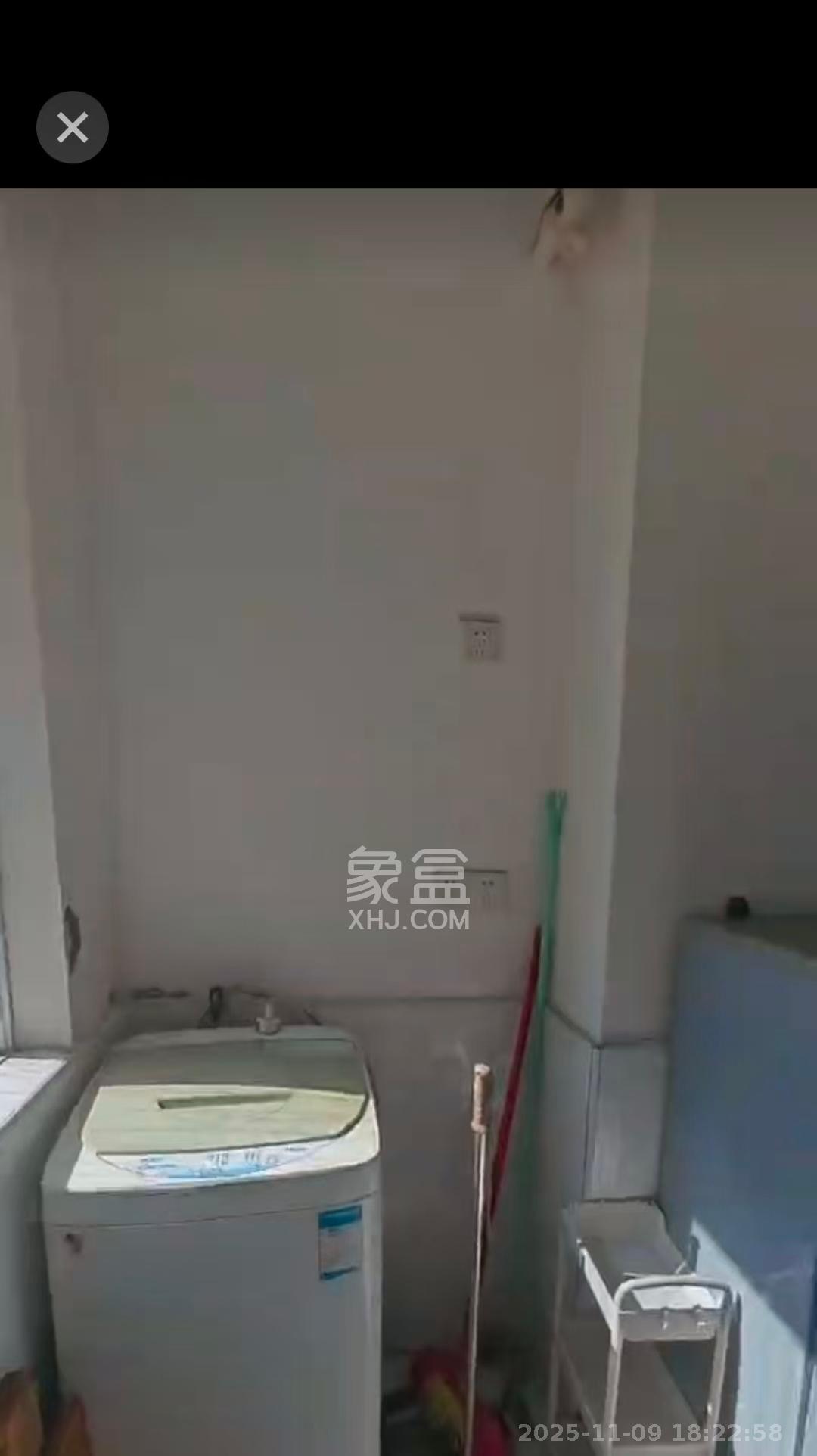 观湖公寓  1室1厅1卫    1500.0元/月室内图