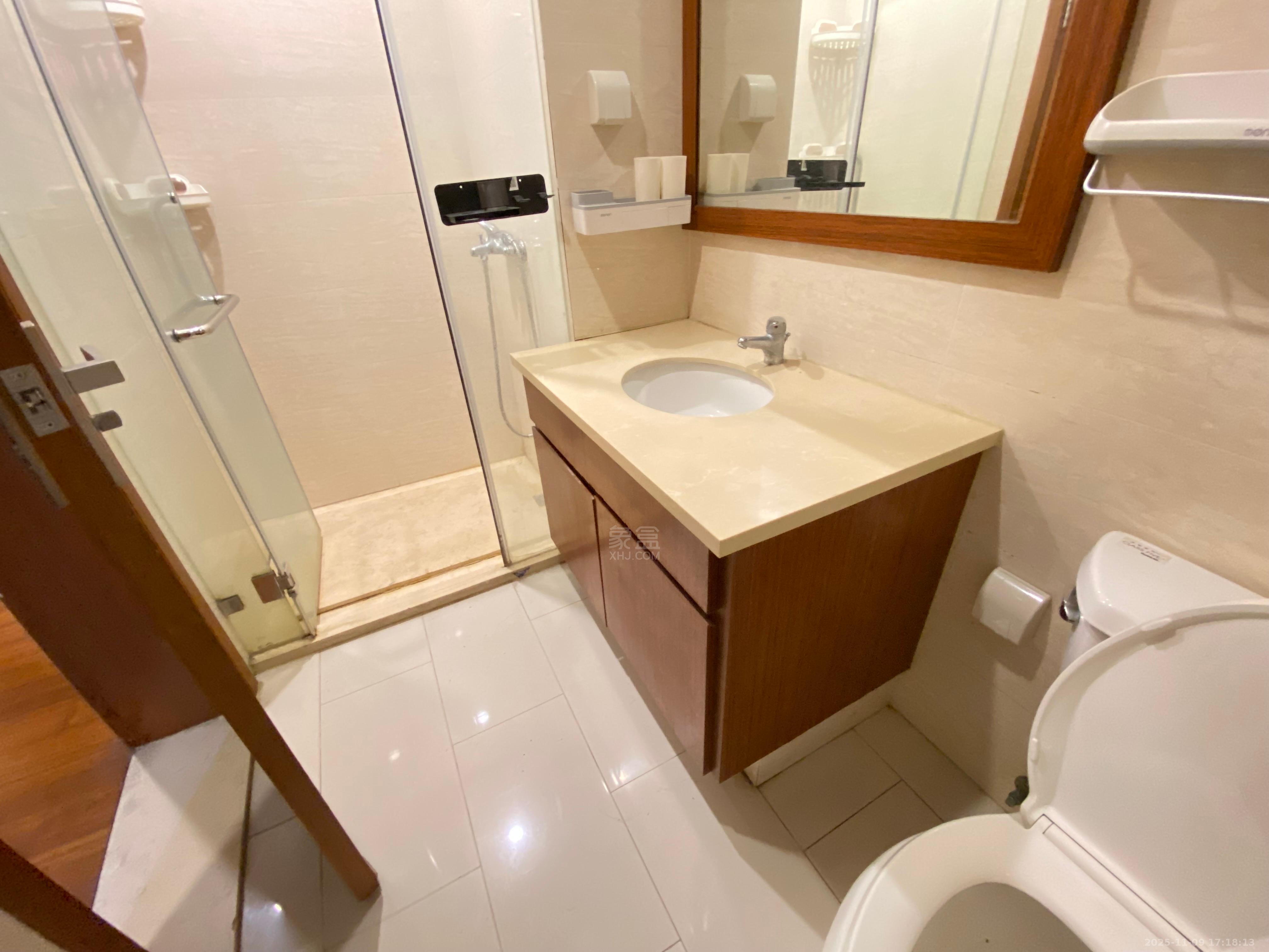 晋合湘水湾三期 3室2厅2卫 2300.0元/月 晋合湘水湾三期 3室2厅2卫 2300.0元/月室内图