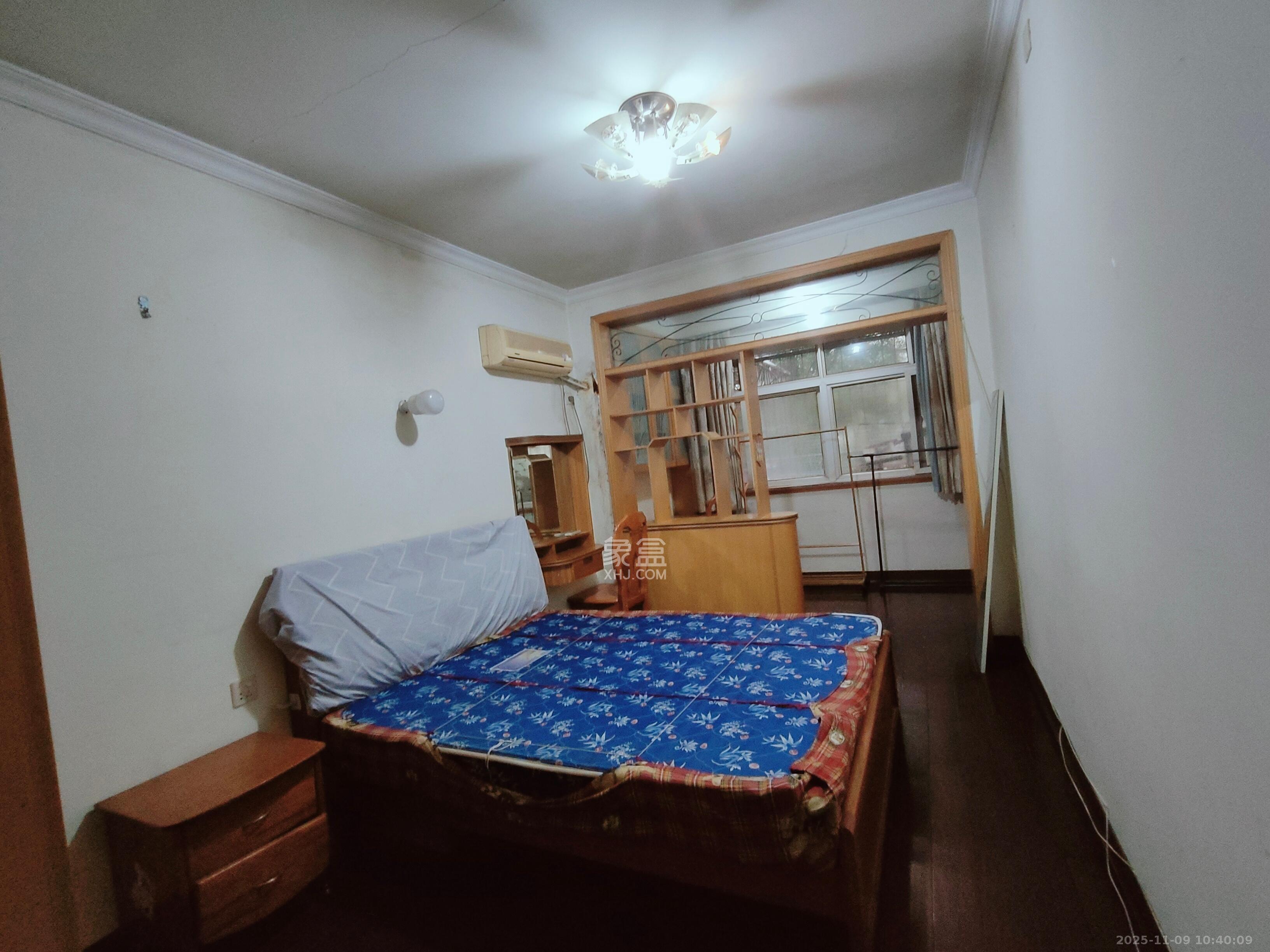 南湖路水工机械厂宿舍  2室1厅1卫    1600.0元/月室内图