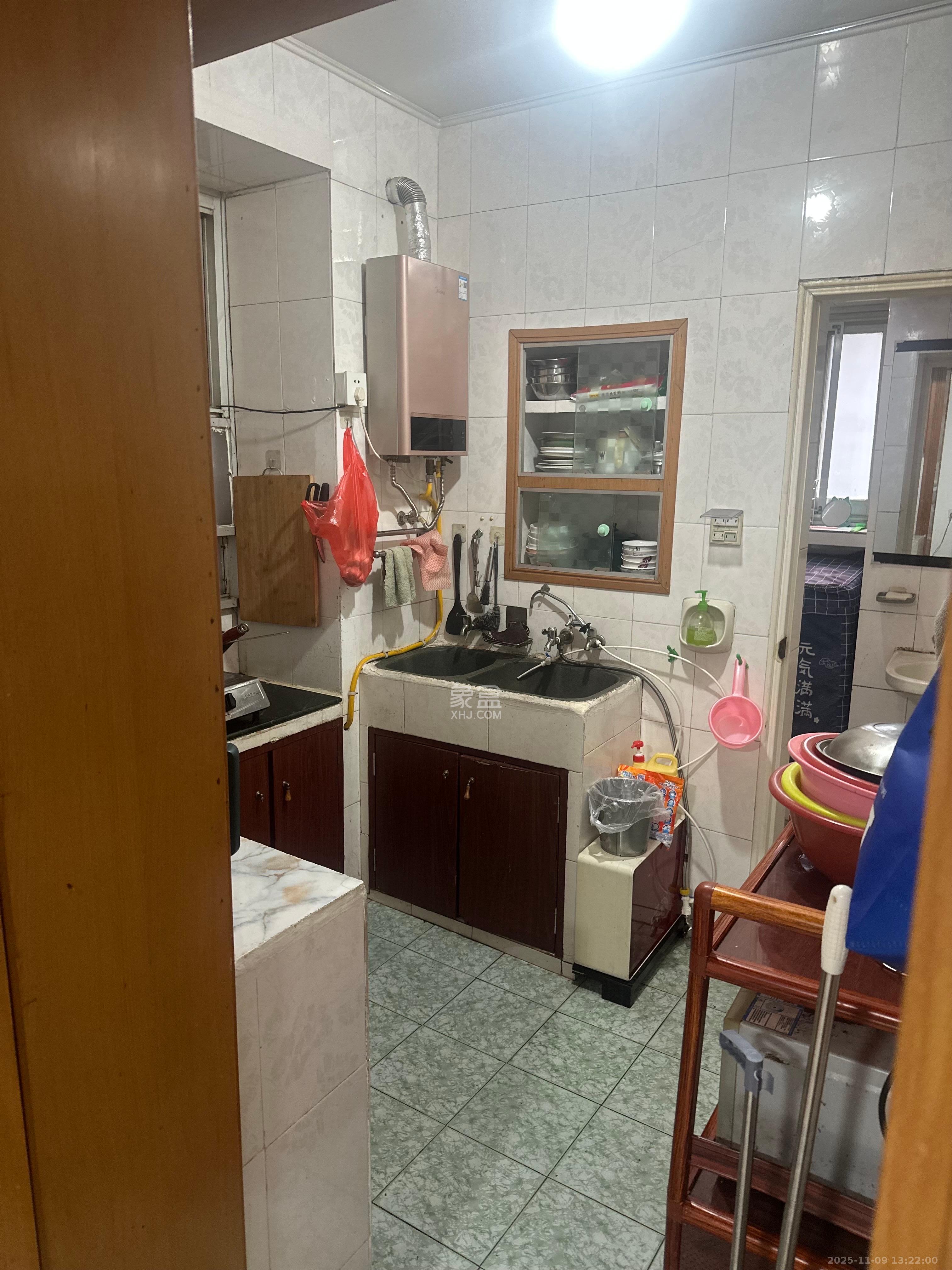 西牌楼社区  1室0厅0卫    1600.0元/月室内图