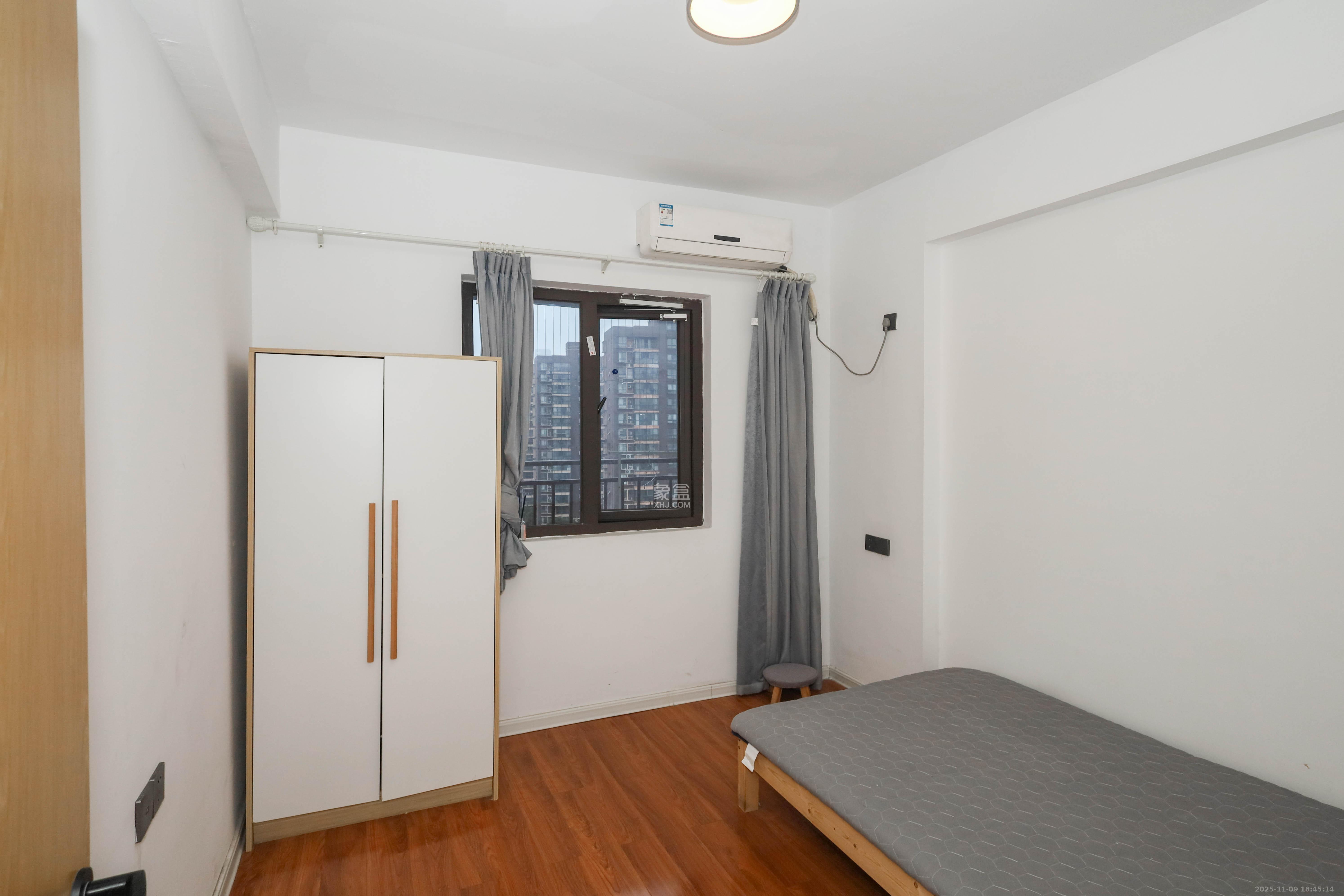 梅溪盛荟  3室2厅2卫    109.8万卧室