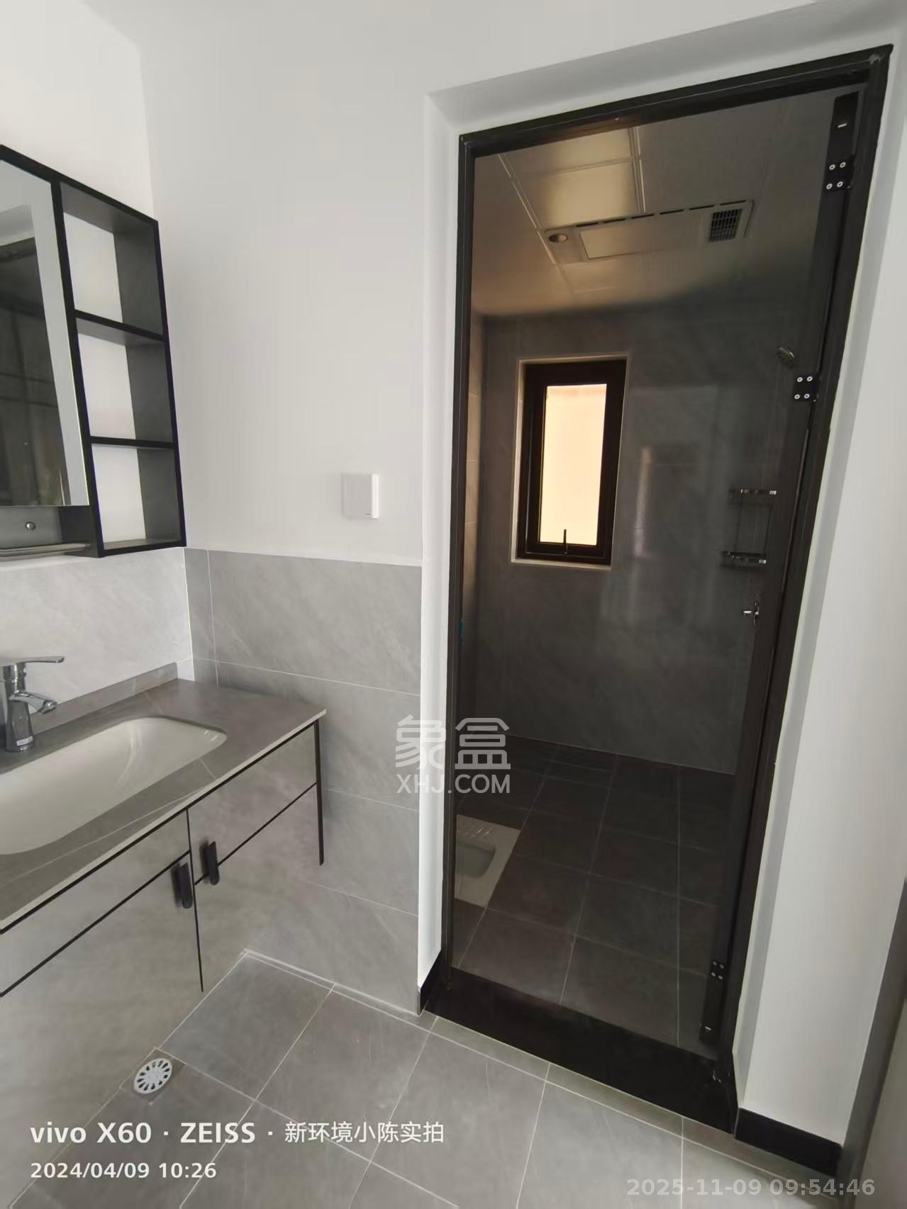 北辰中央公园DF区 3室2厅2卫 2700.0元/月 北辰中央公园DF区 3室2厅2卫 2700.0元/月室内图