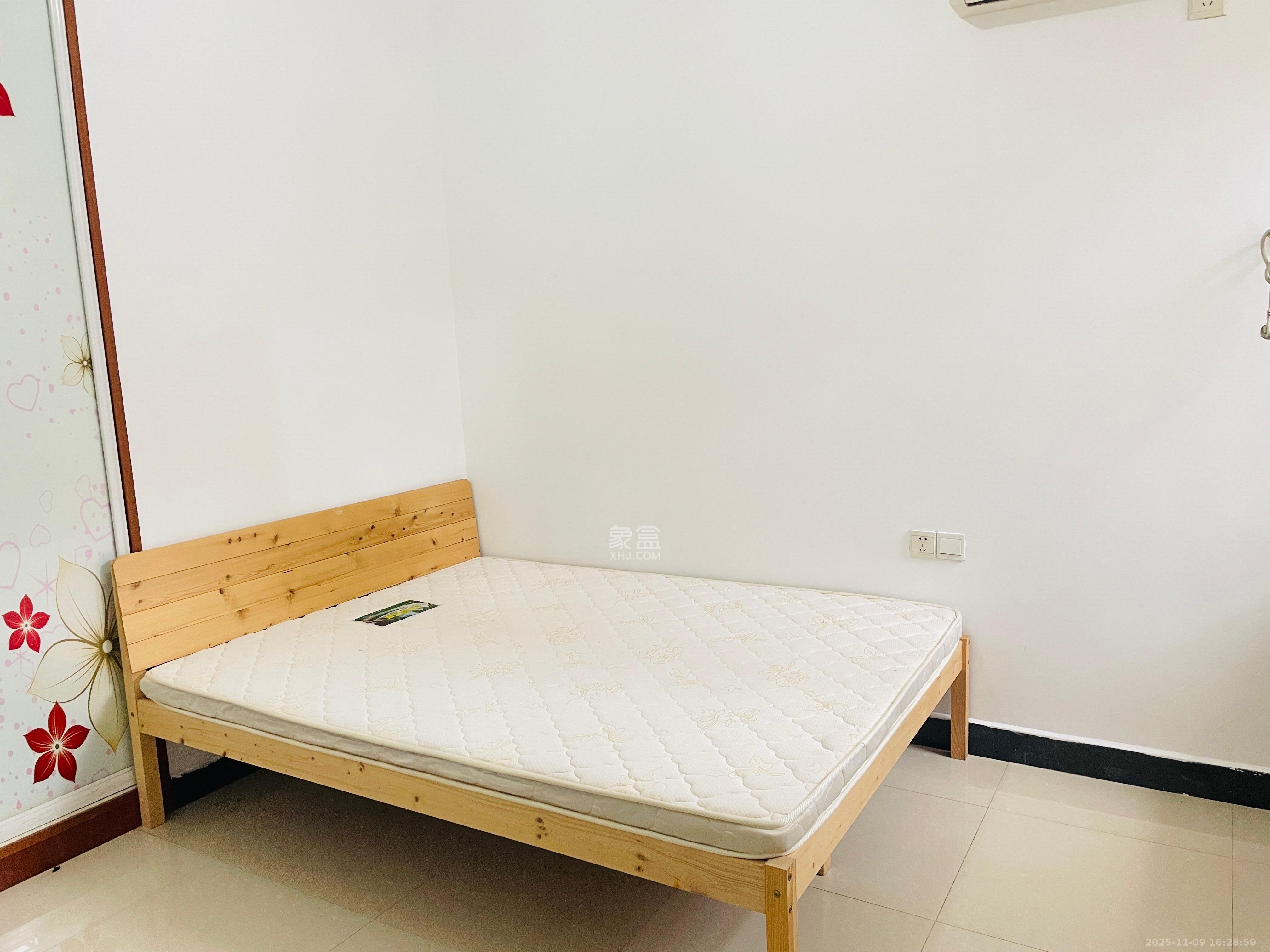 金石蓉园 2室2厅1卫 1500.0元/月 金石蓉园 2室2厅1卫 1500.0元/月室内图