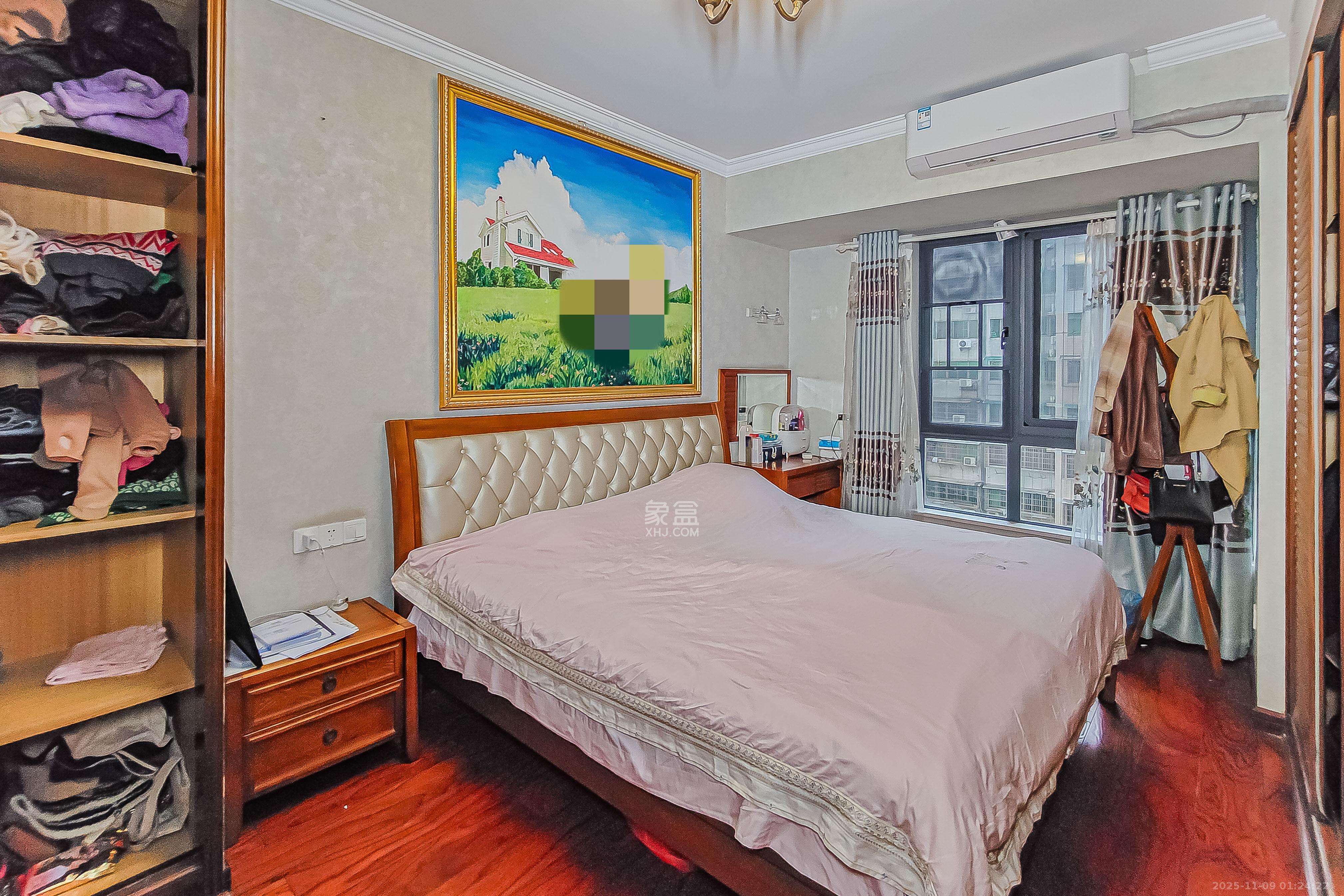 万博汇  4室2厅2卫    260.0万卧室