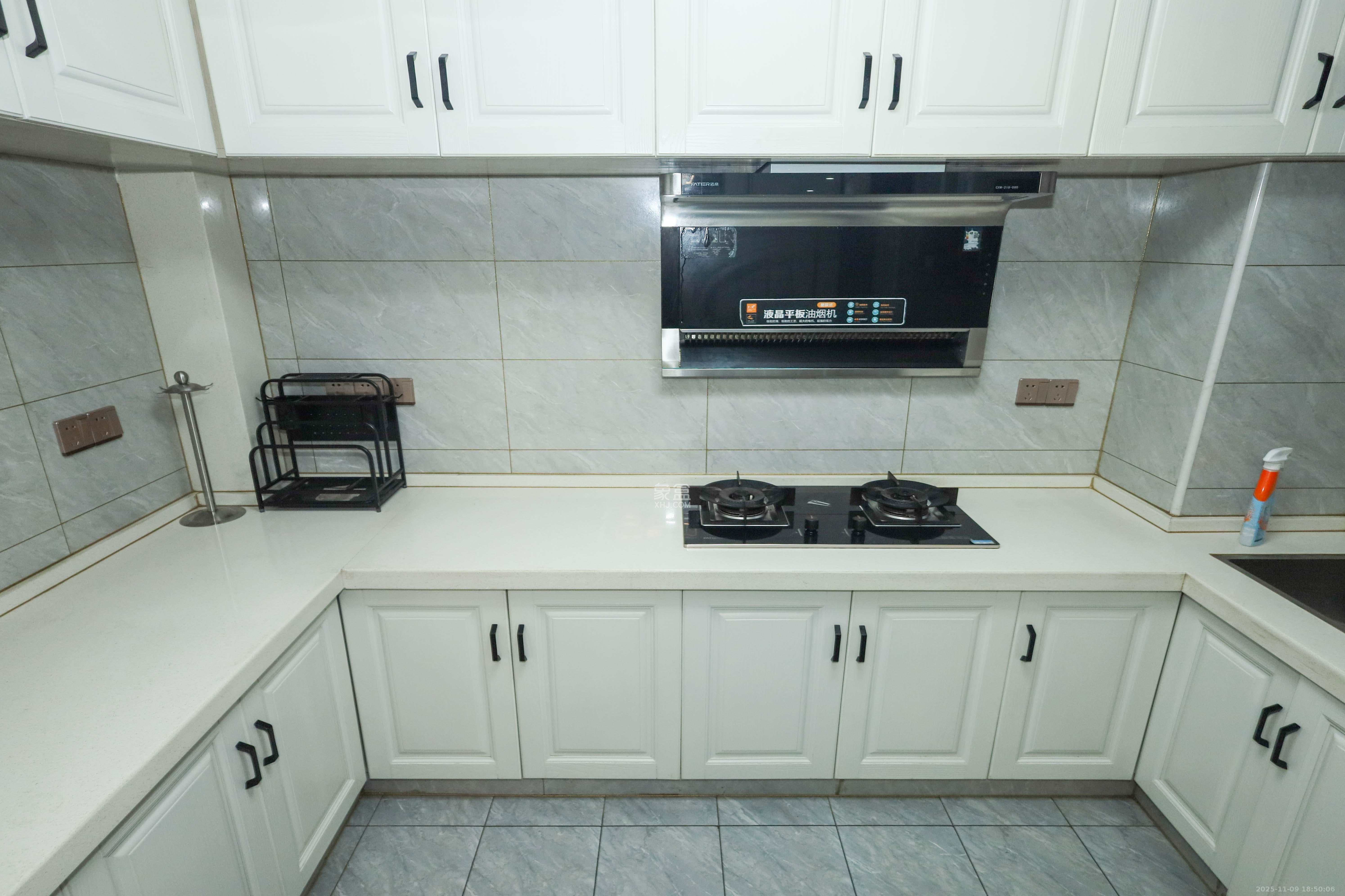 山水梅溪雅郡 4室2厅2卫 145.0万 山水梅溪雅郡 4室2厅2卫 145.0万厨房