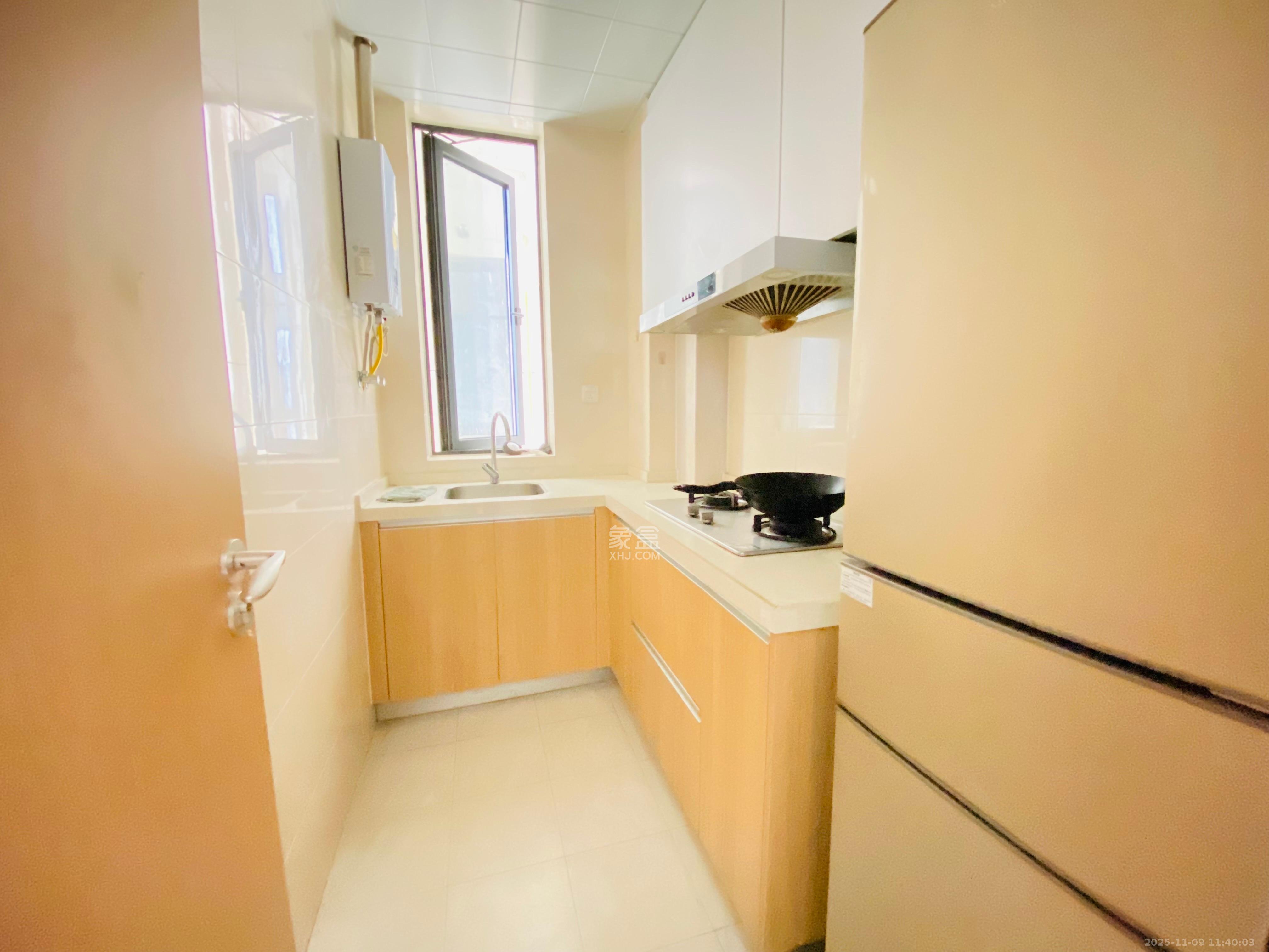 启迪协信中心 2室2厅1卫 2600.0元/月 启迪协信中心 2室2厅1卫 2600.0元/月室内图