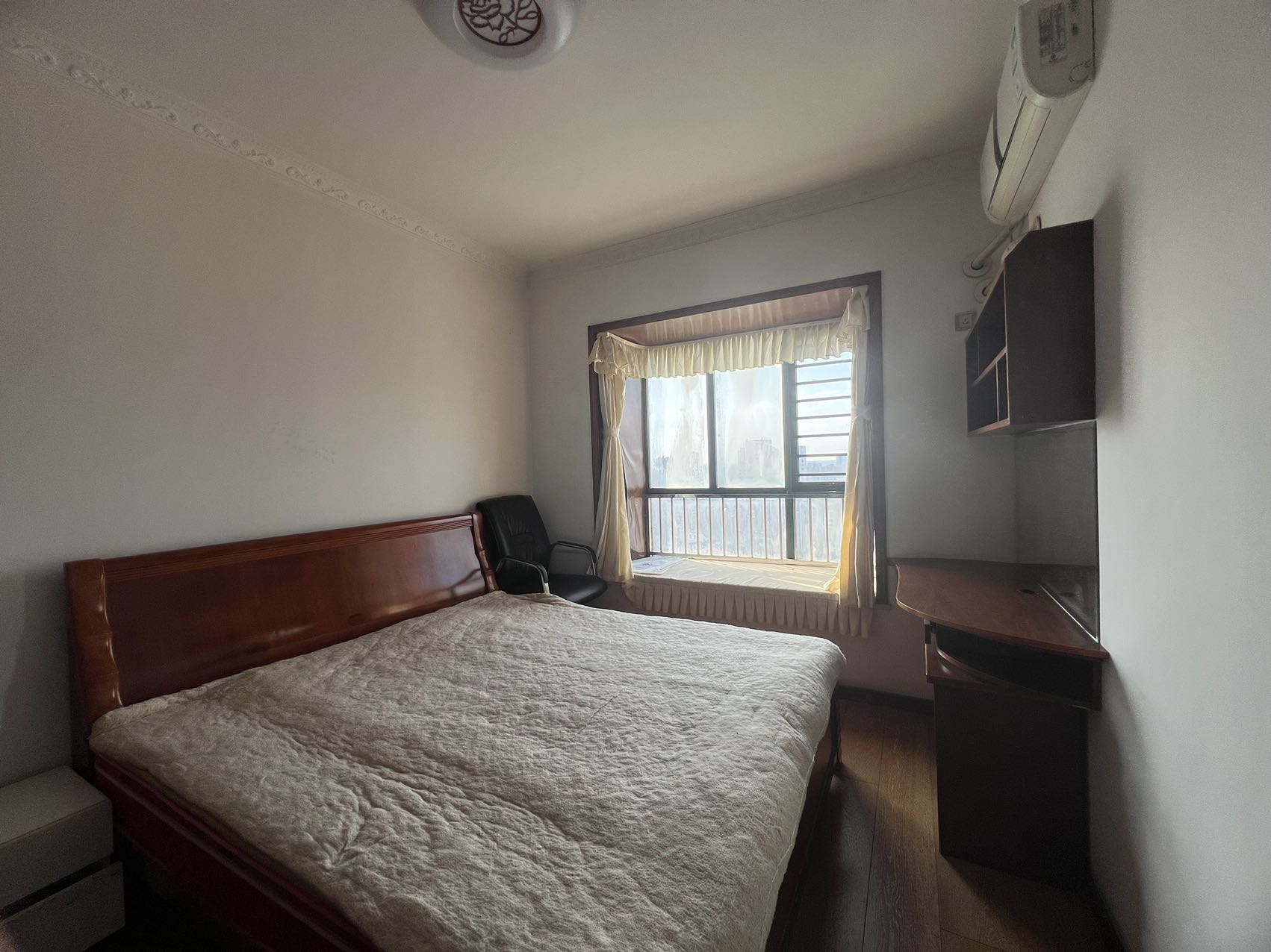 北美阳光城  3室2厅2卫    1480.0元/月室内图