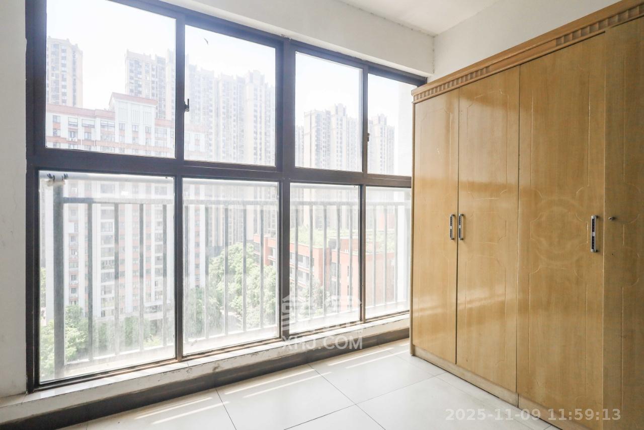 今时艺苑  3室2厅1卫    2100.0元/月室内图