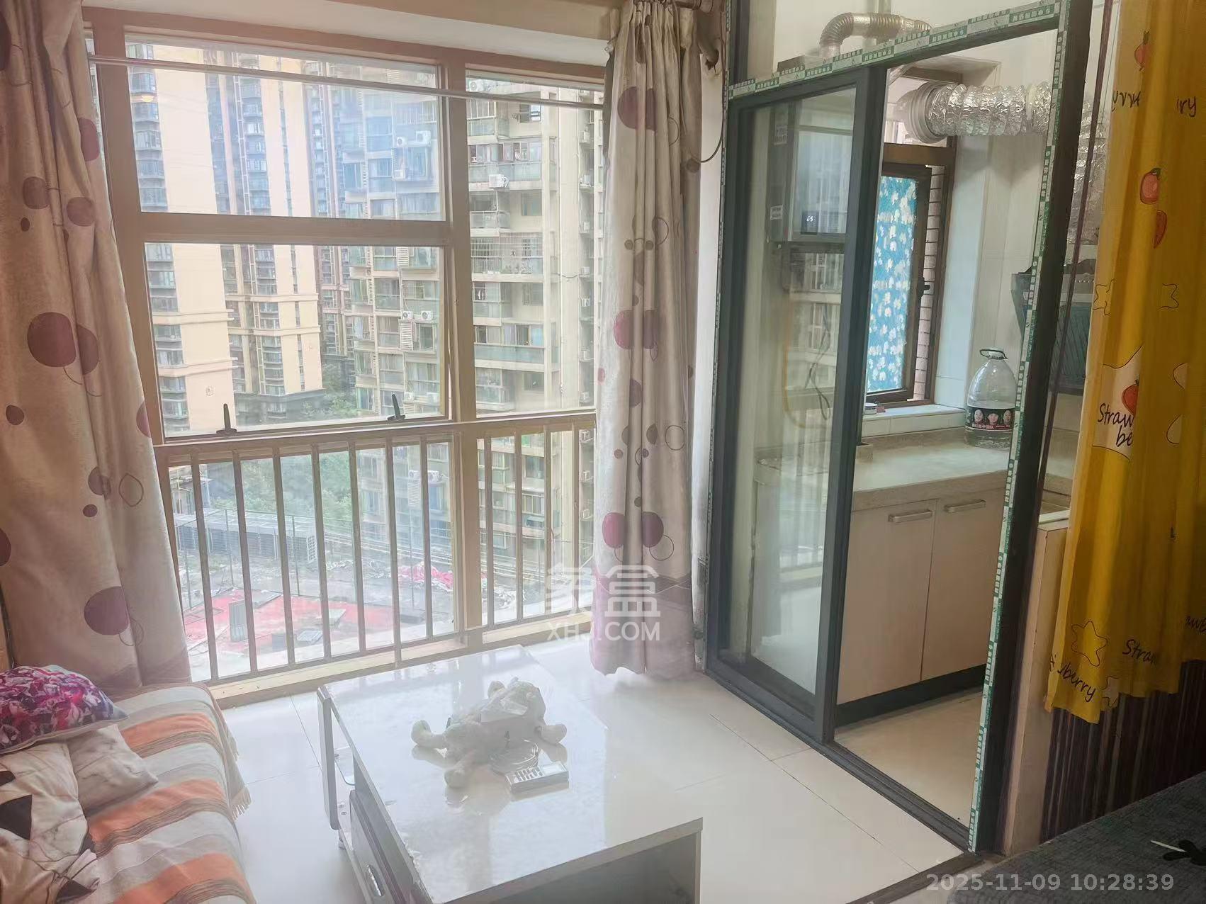 天健芙蓉盛世一期  1室1厅1卫    1600.0元/月室内图