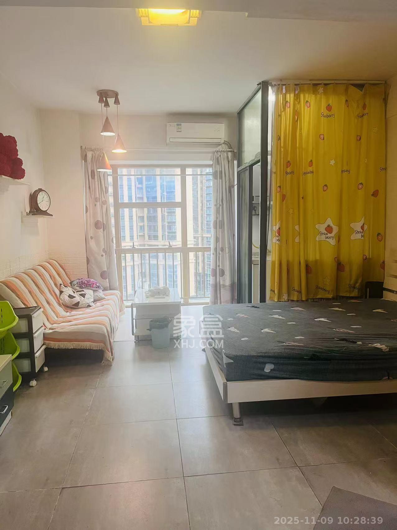 天健芙蓉盛世一期  1室1厅1卫    1600.0元/月